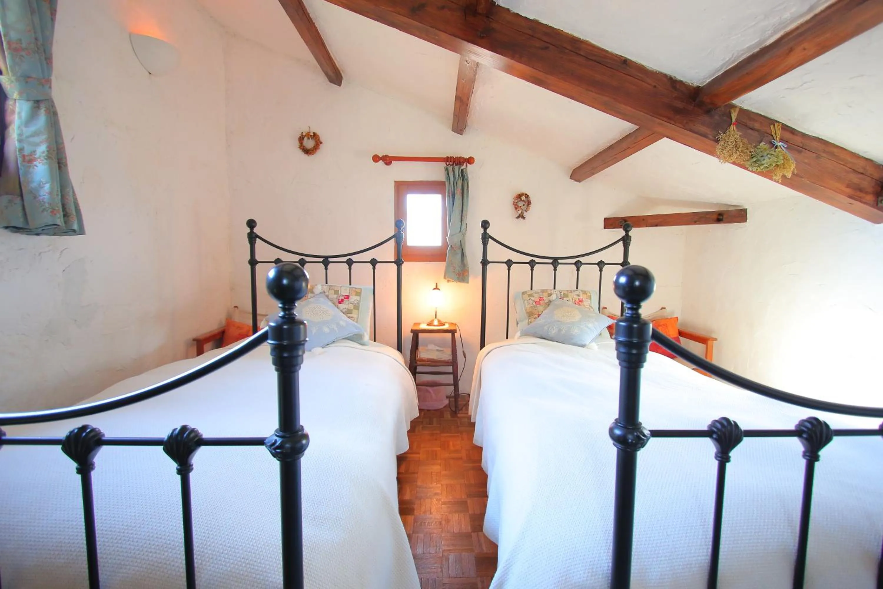 Bedroom, Bed in Auberge Koyama