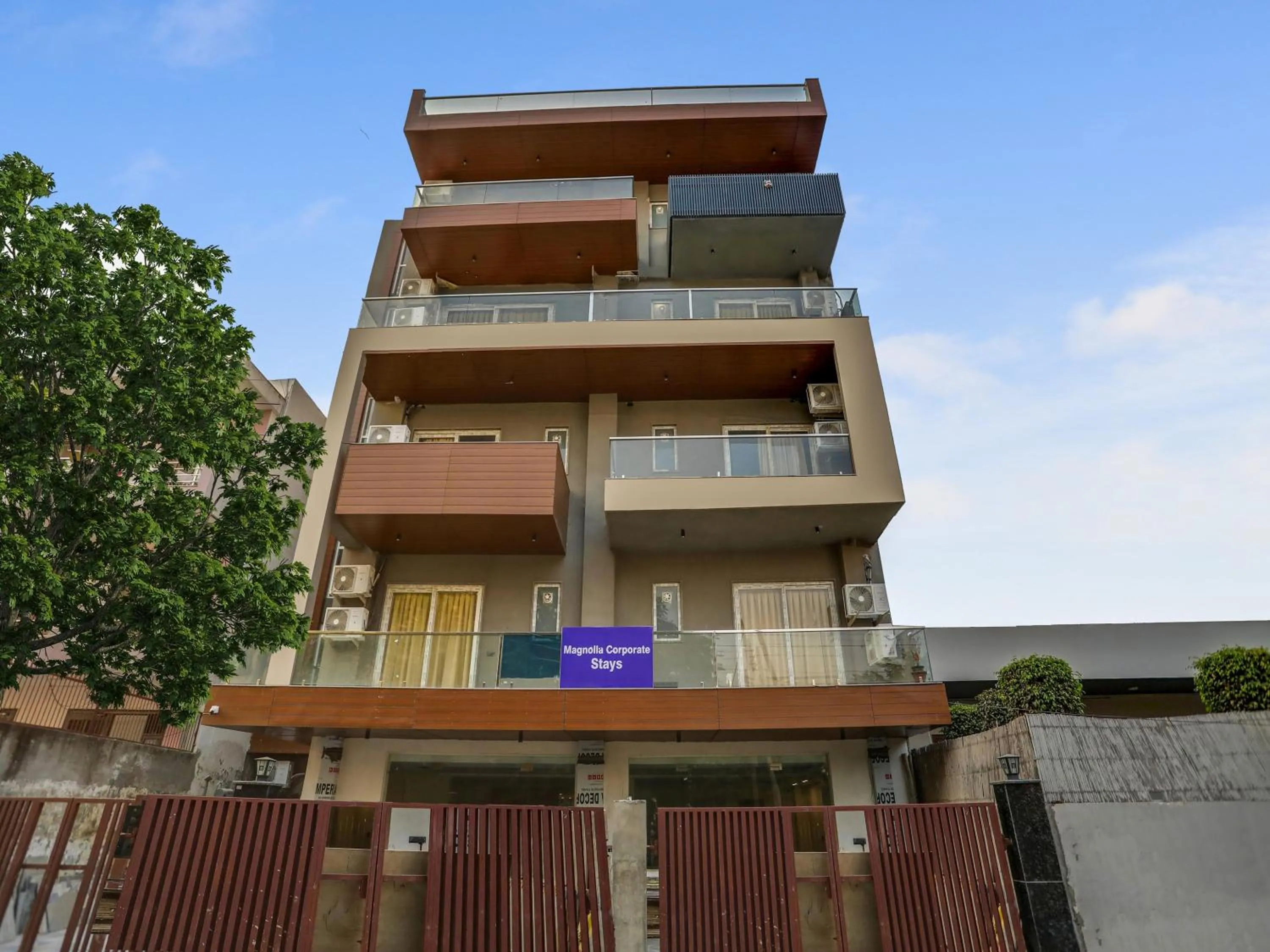 Facade/entrance in Townhouse Magnolia Corporate Stays