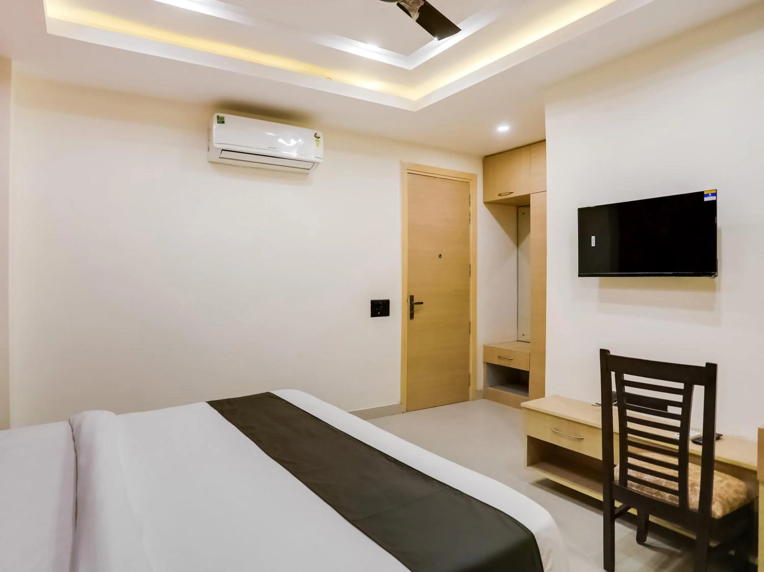 Bedroom, Bed in Townhouse Magnolia Corporate Stays