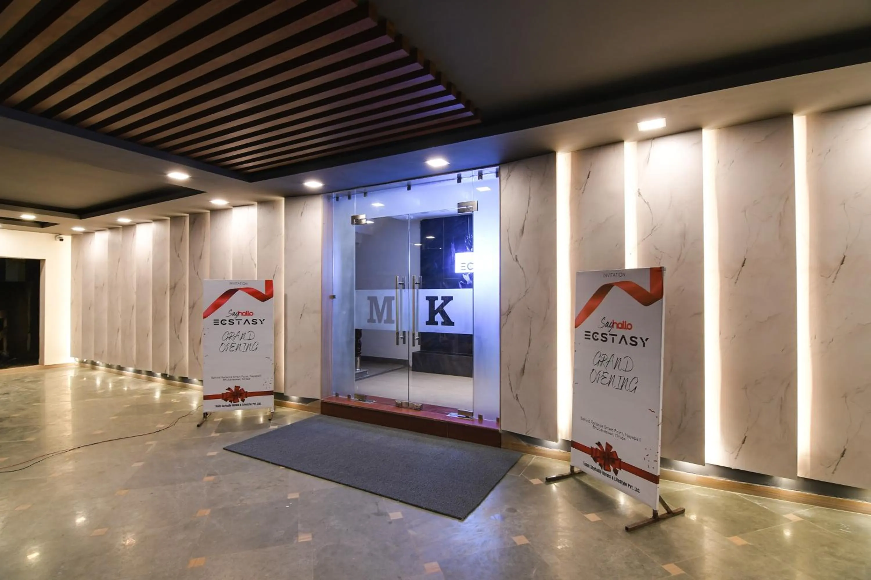 Facade/entrance in Townhouse Oak Ecstasy