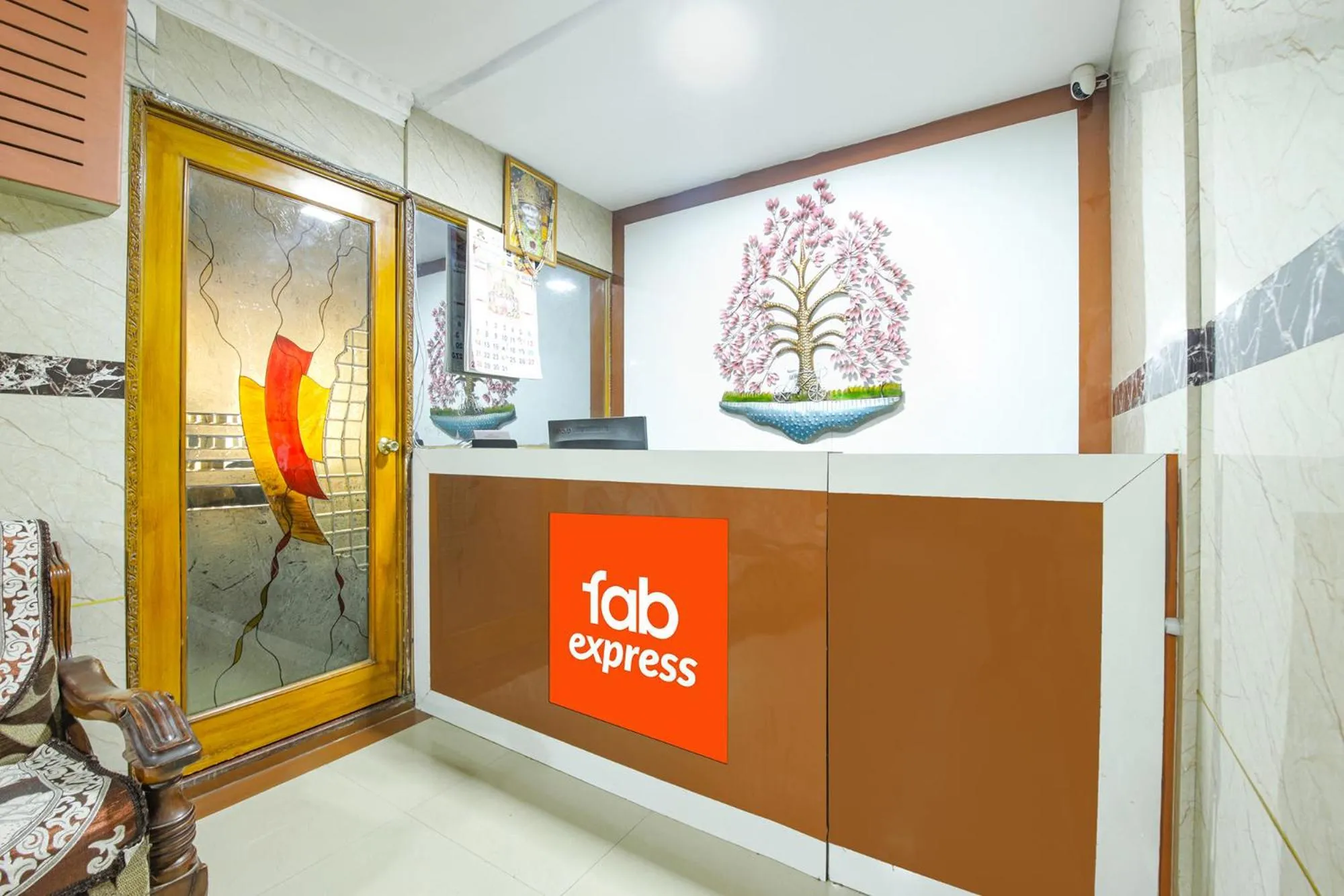 Lobby or reception in Via Le Royal Inn