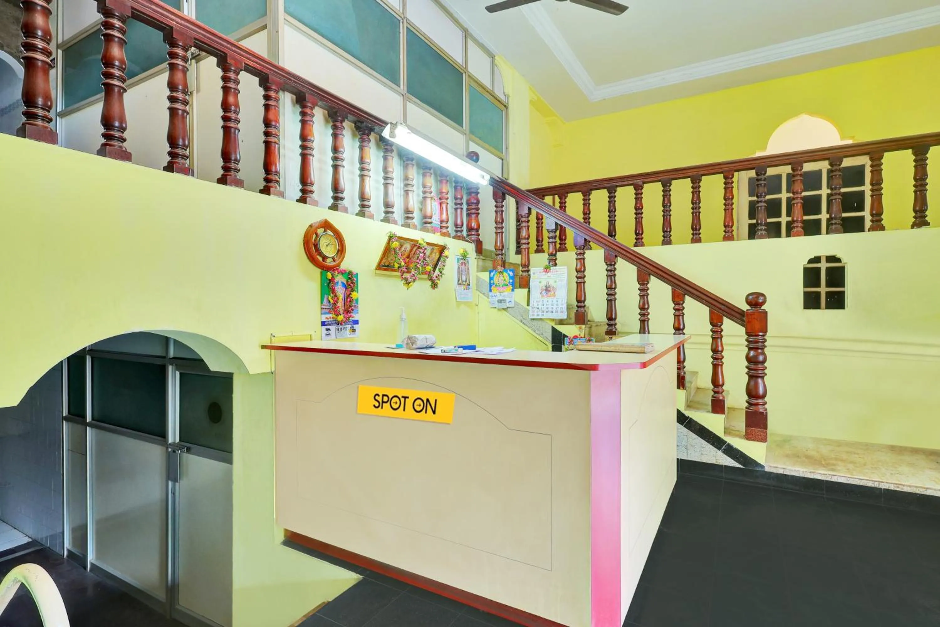 Lobby or reception in Hotel O RK HOTEL