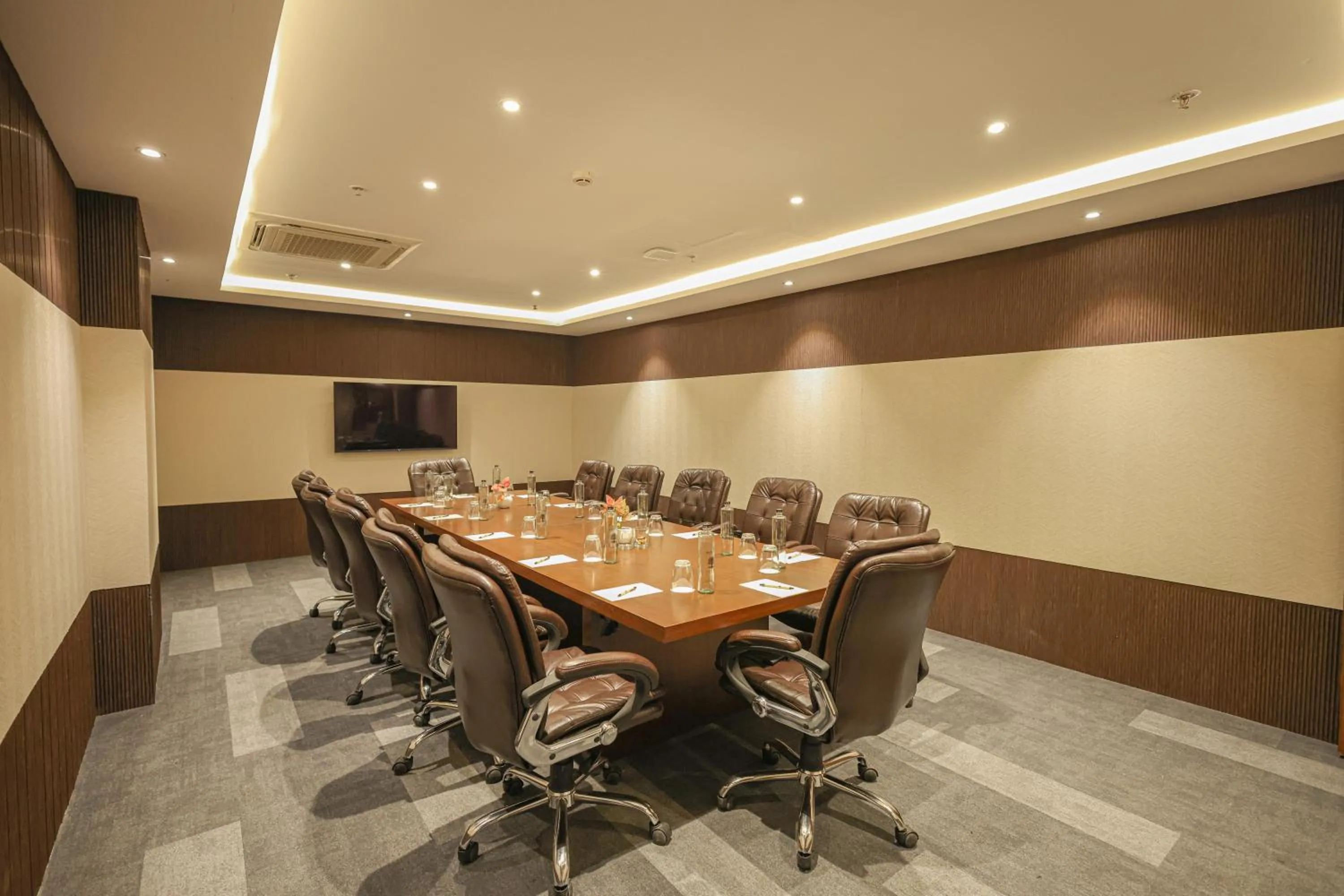 Meeting/conference room in Rhythm Gurugram Hotel & Suites, Sohna Road