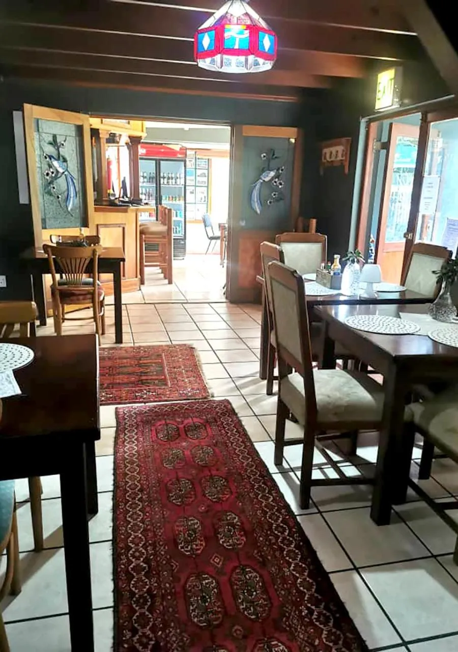 Restaurant/places to eat in Tiffanys B & B,