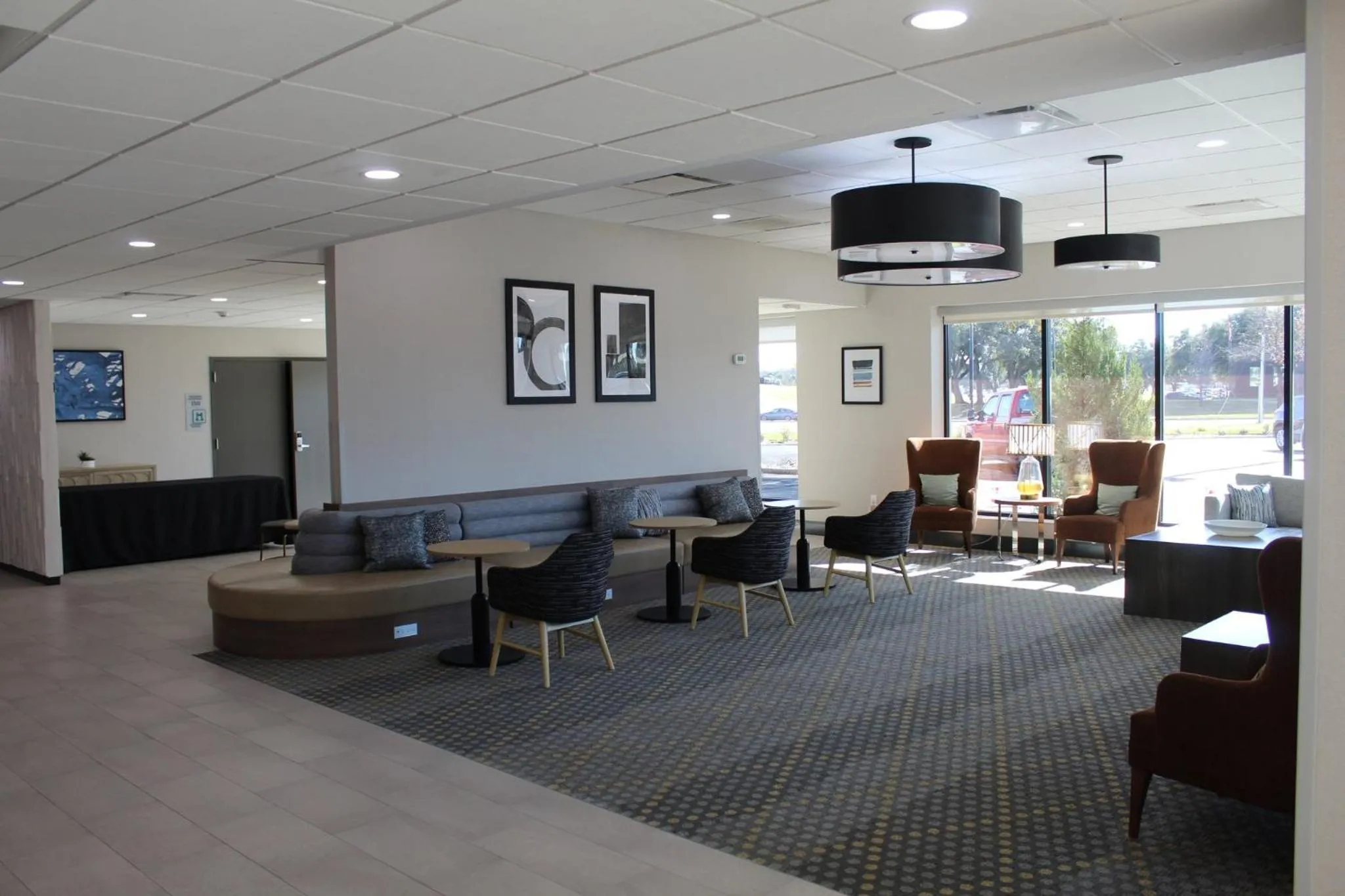 Property building in Holiday Inn Dallas Market Ctr Love Field by IHG