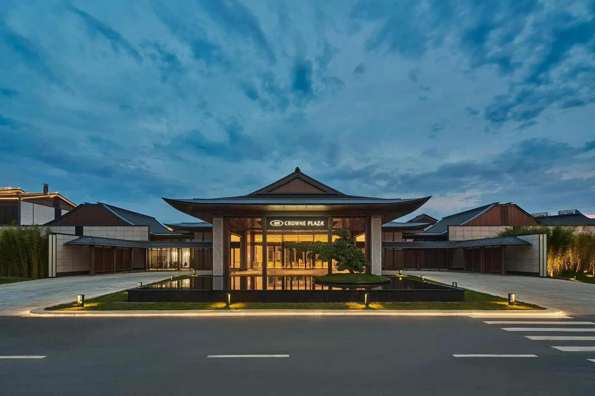 Property Building in Crowne Plaza Ganzhou Property Building in Crowne Plaza Ganzhou