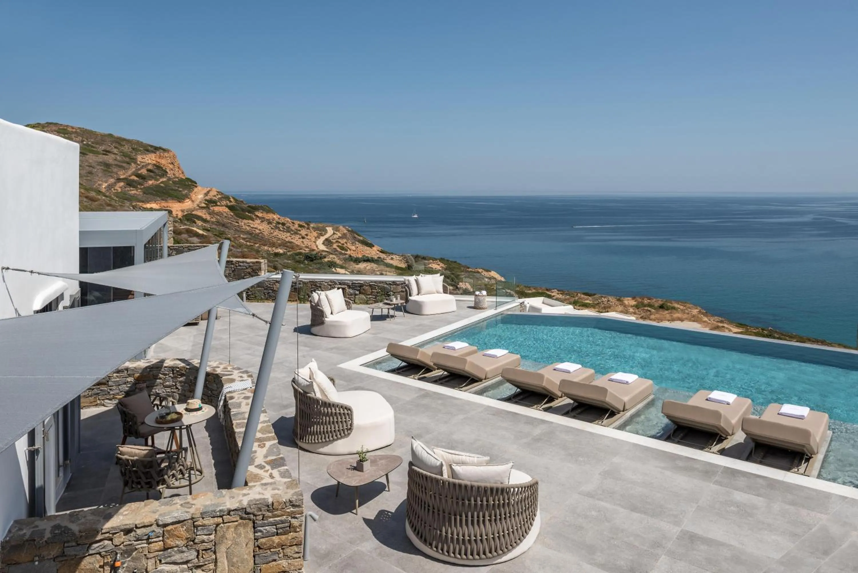 Property building in Virtu on the Hill