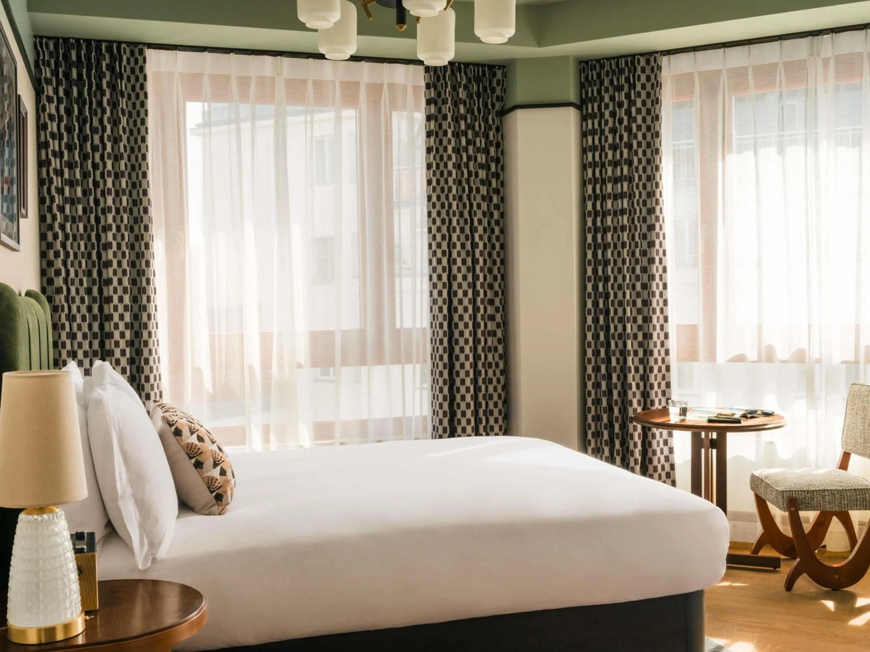 Bedroom, Bed in The Hoxton Vienna