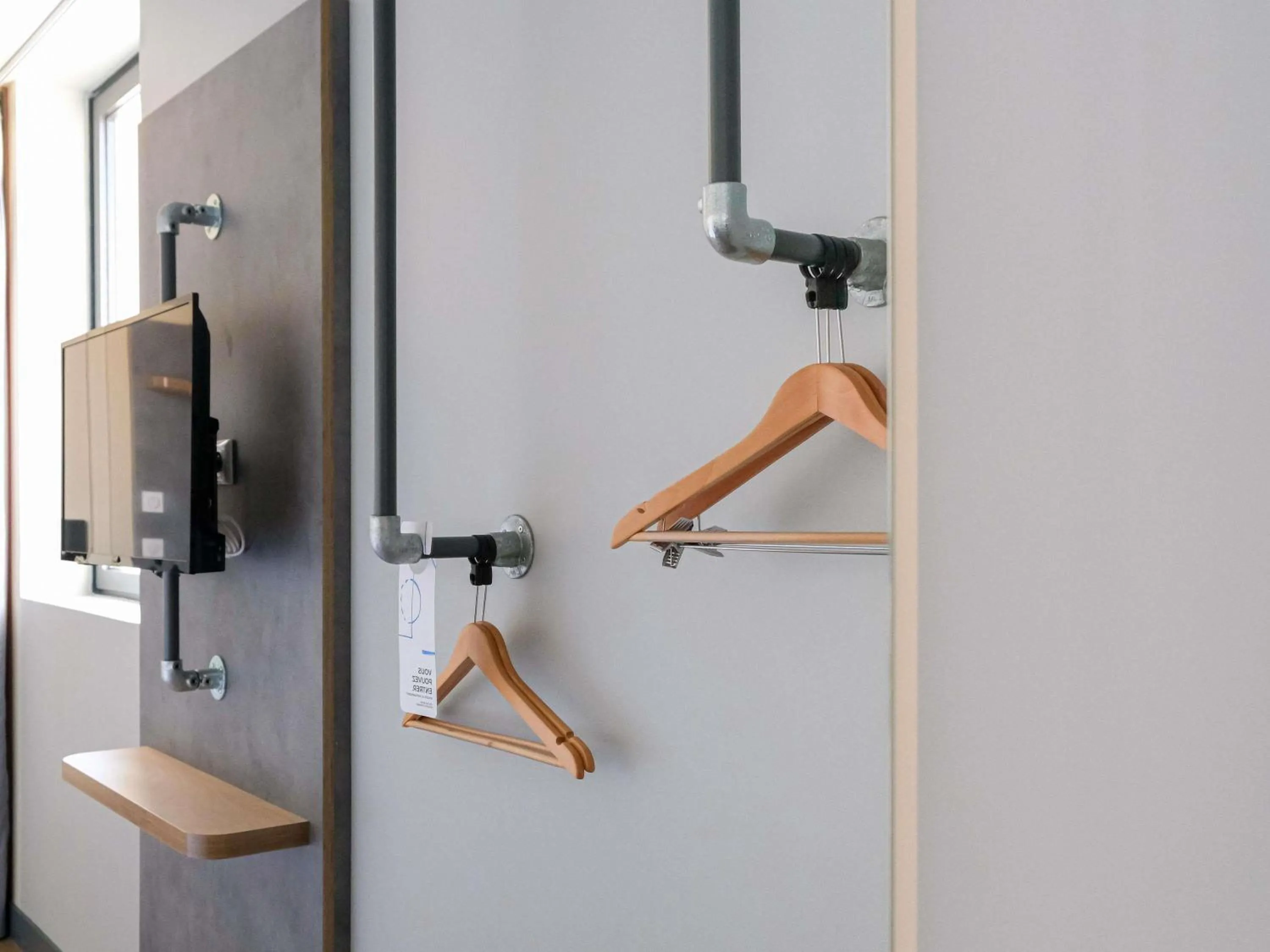 Bedroom in ibis budget Toulouse Labège