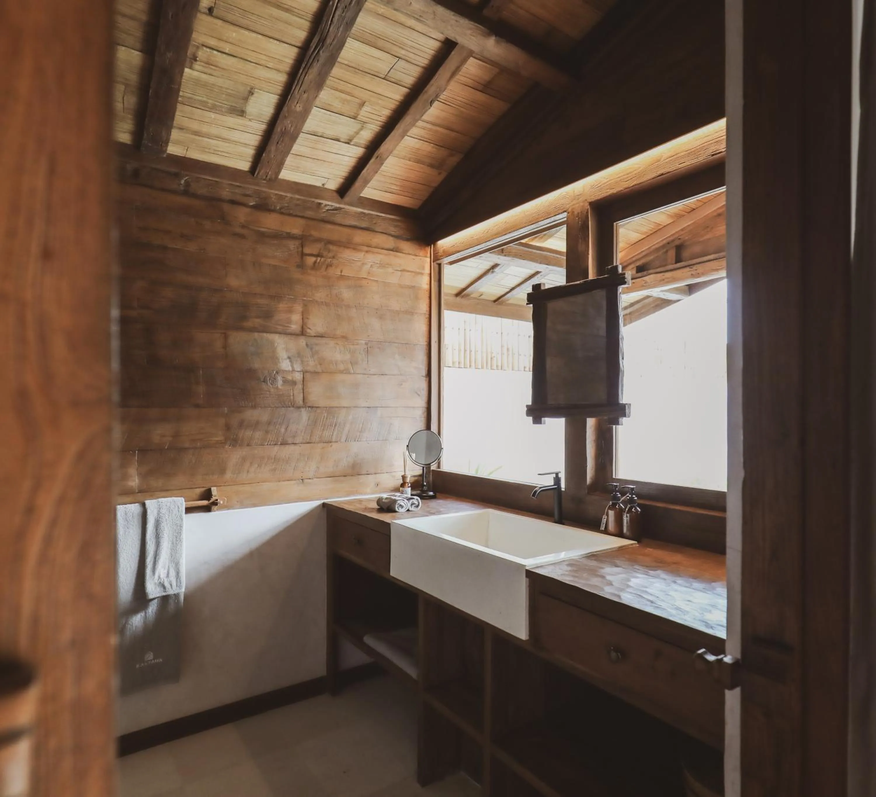 Bathroom in Kalyana Villa Gili Air