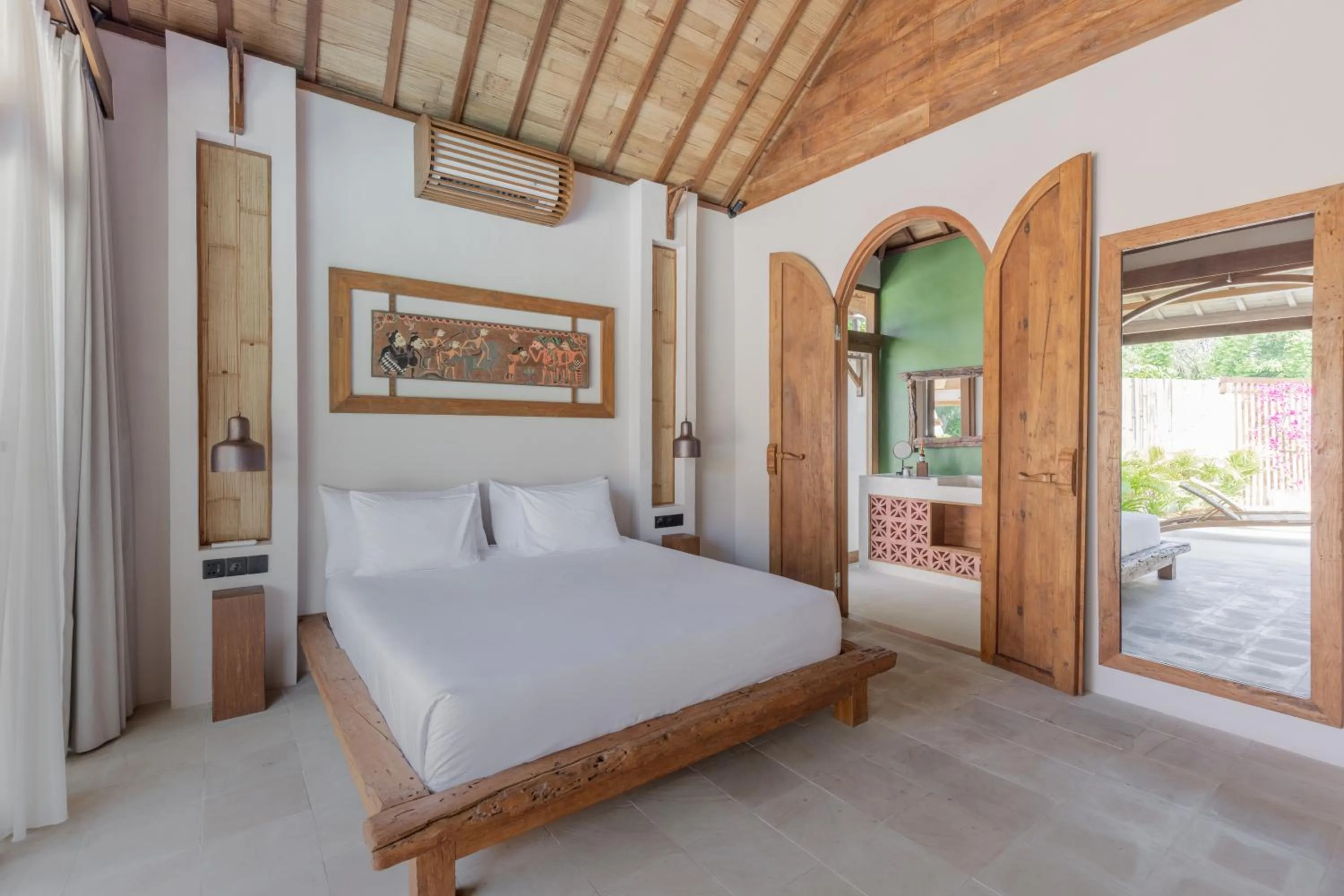 Bed in Kalyana Villa Gili Air