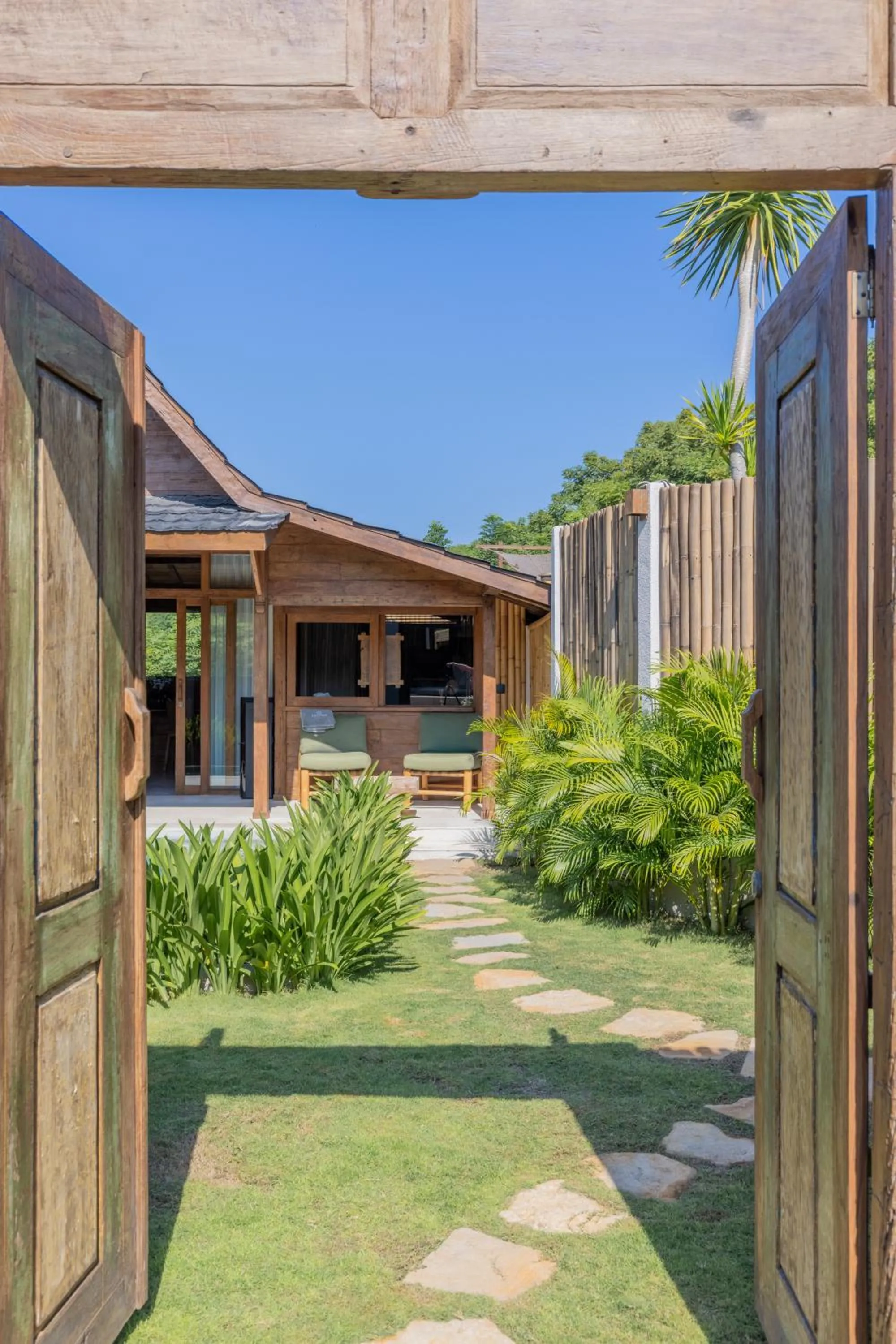 Garden in Kalyana Villa Gili Air