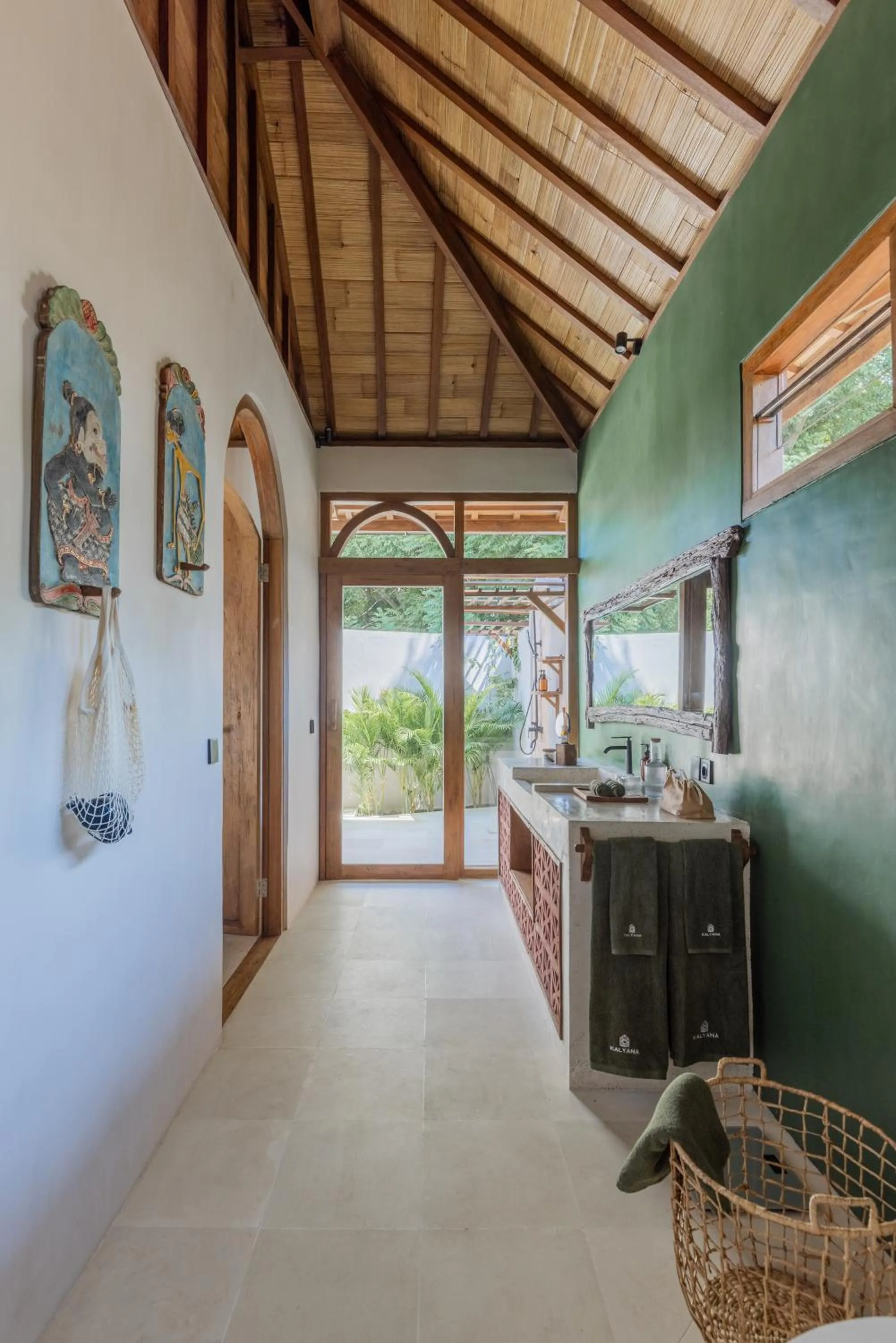 Bathroom in Kalyana Villa Gili Air