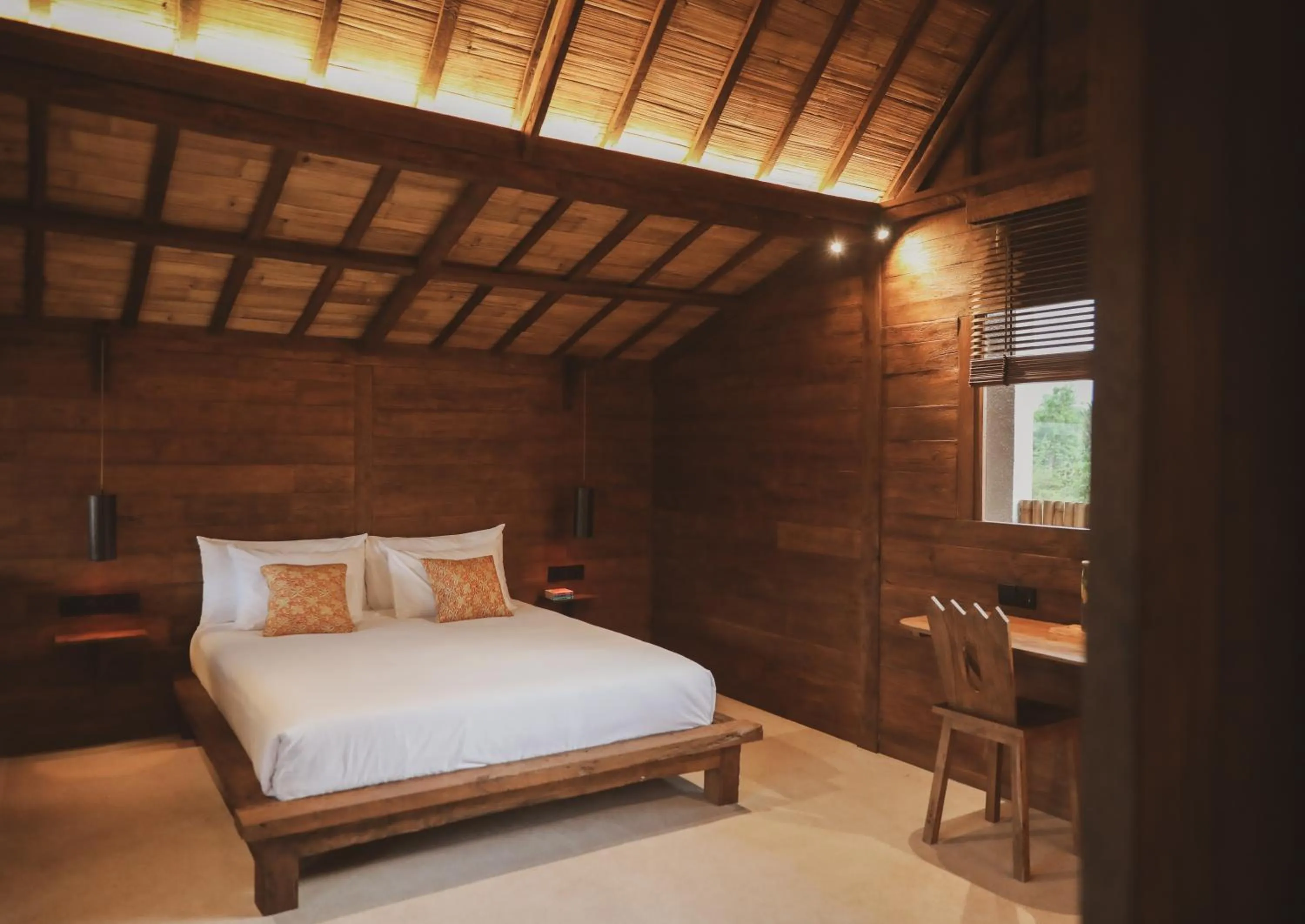 Bed in Kalyana Villa Gili Air