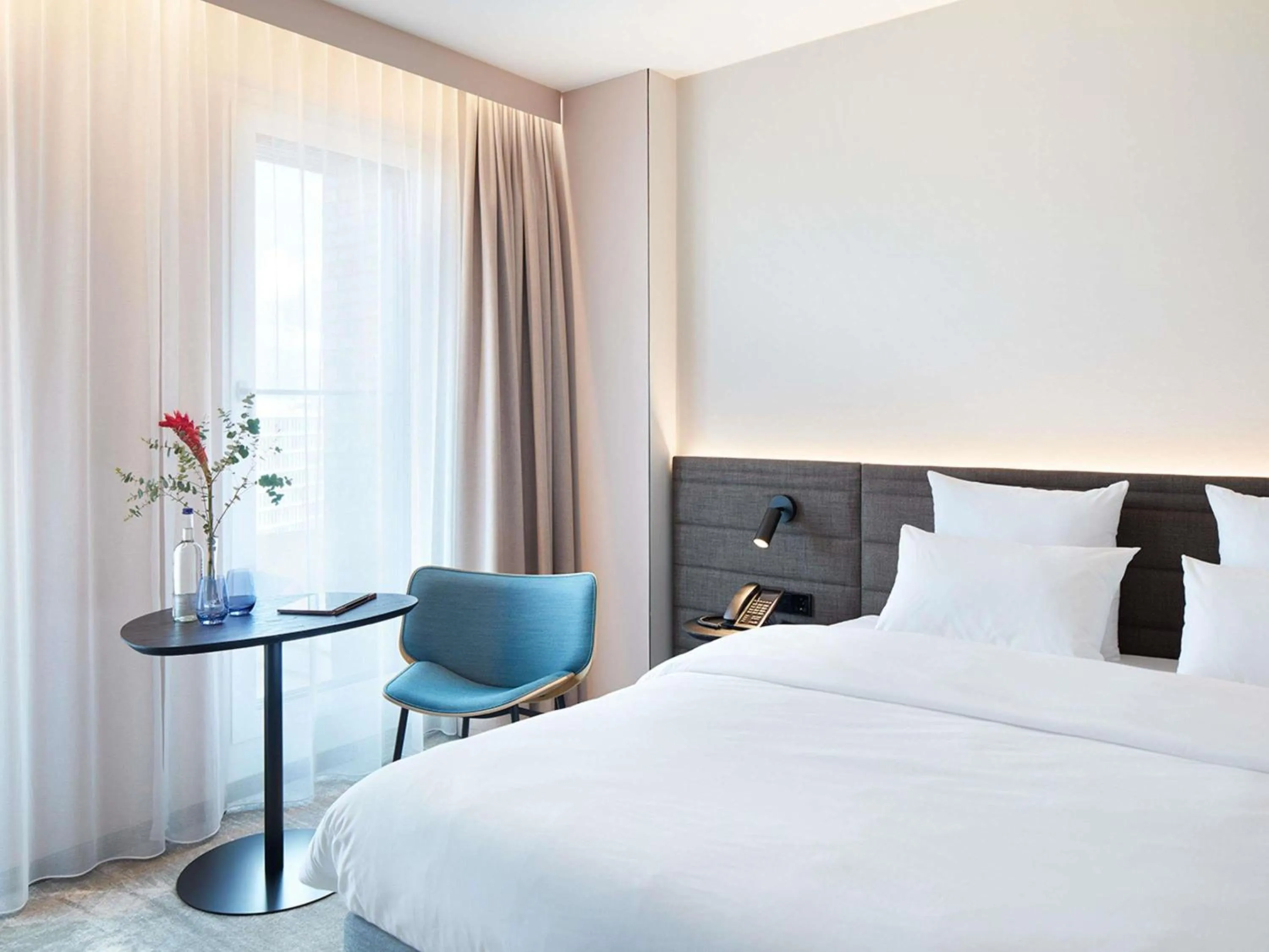 Bedroom, Bed in Novotel Hamburg Central Station