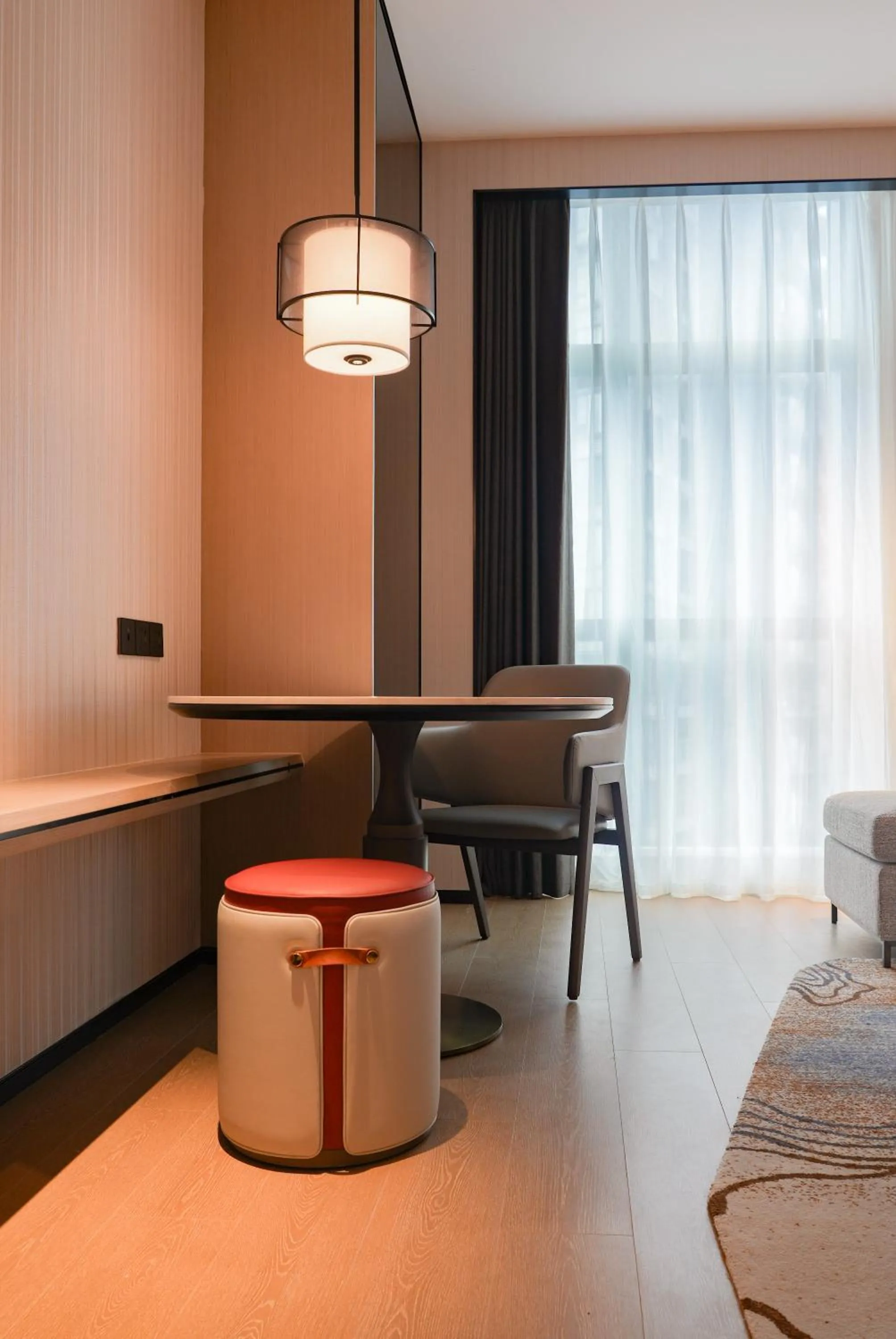 Seating area, Bed in Grand Mercure Yichang Waitan