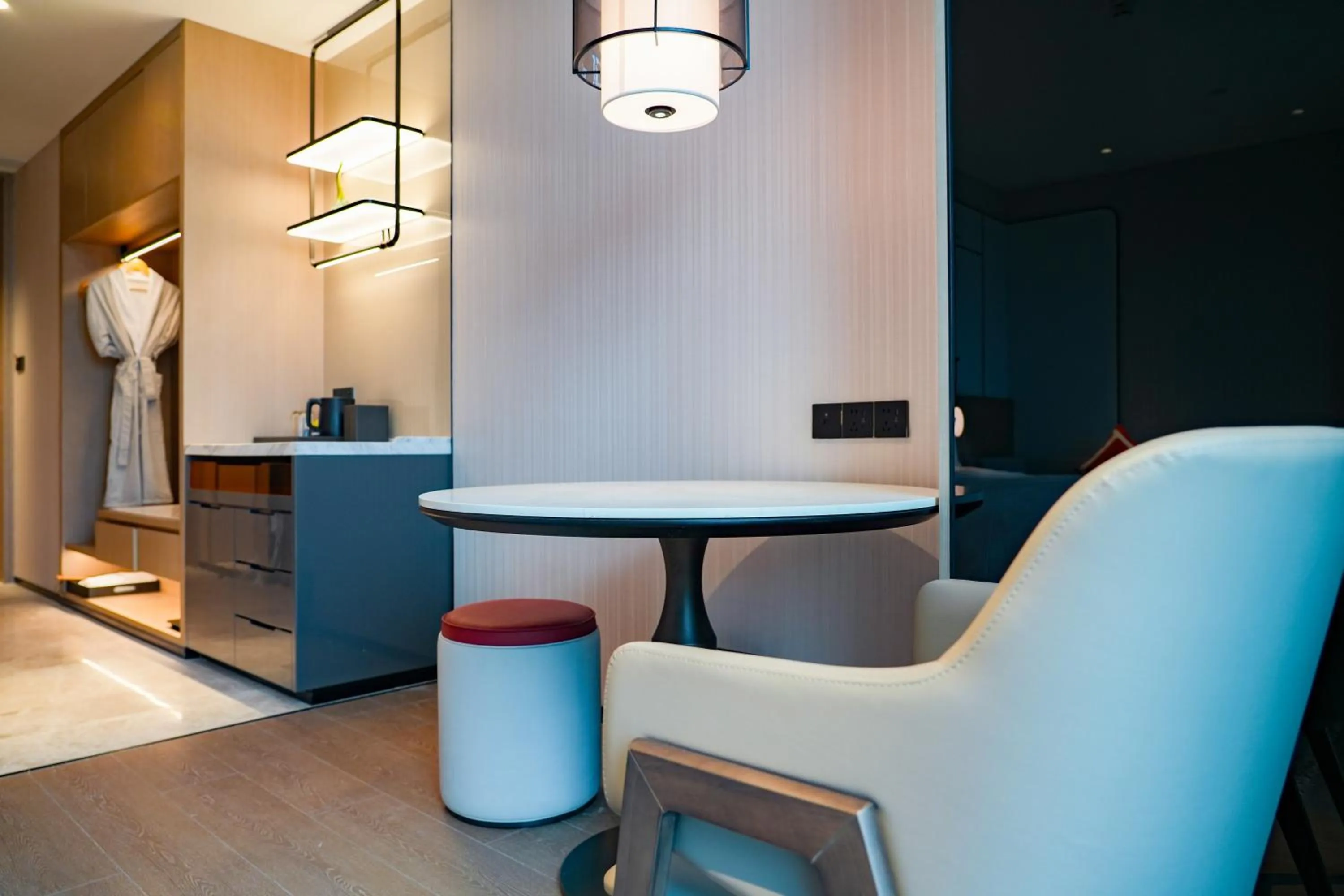 Seating area in Grand Mercure Yichang Waitan