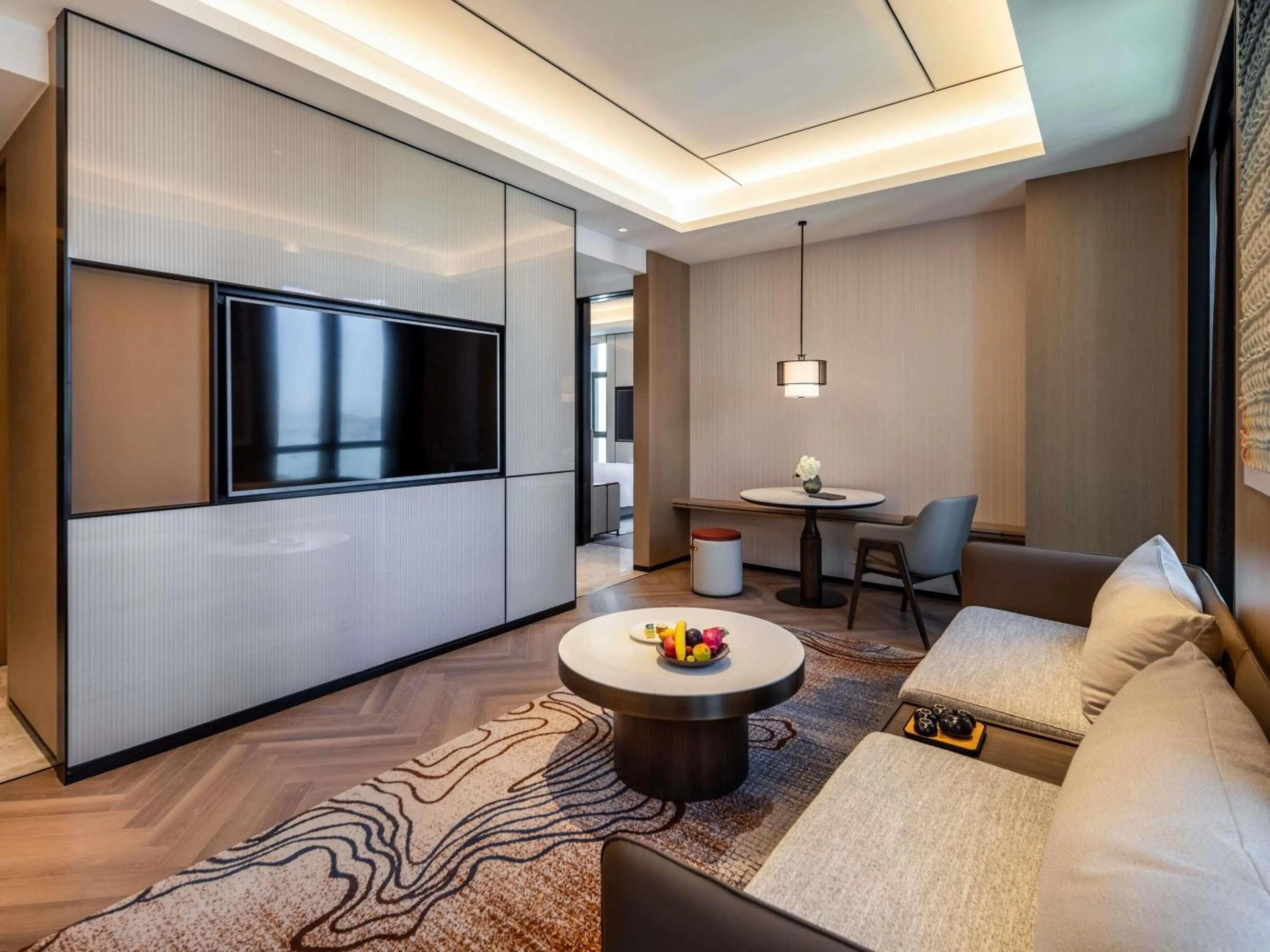 Bedroom in Grand Mercure Yichang Waitan