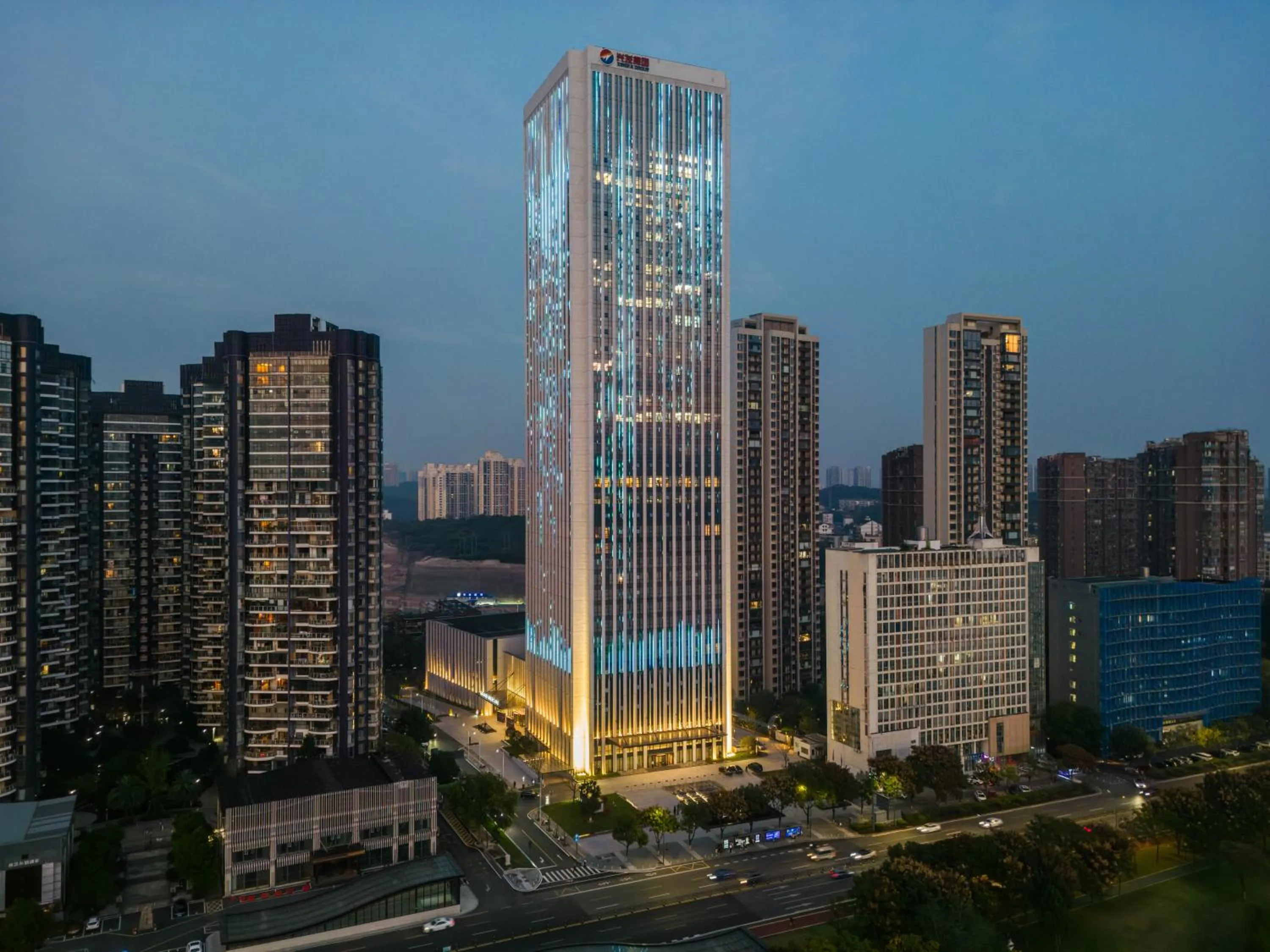 Property building in Grand Mercure Yichang Waitan