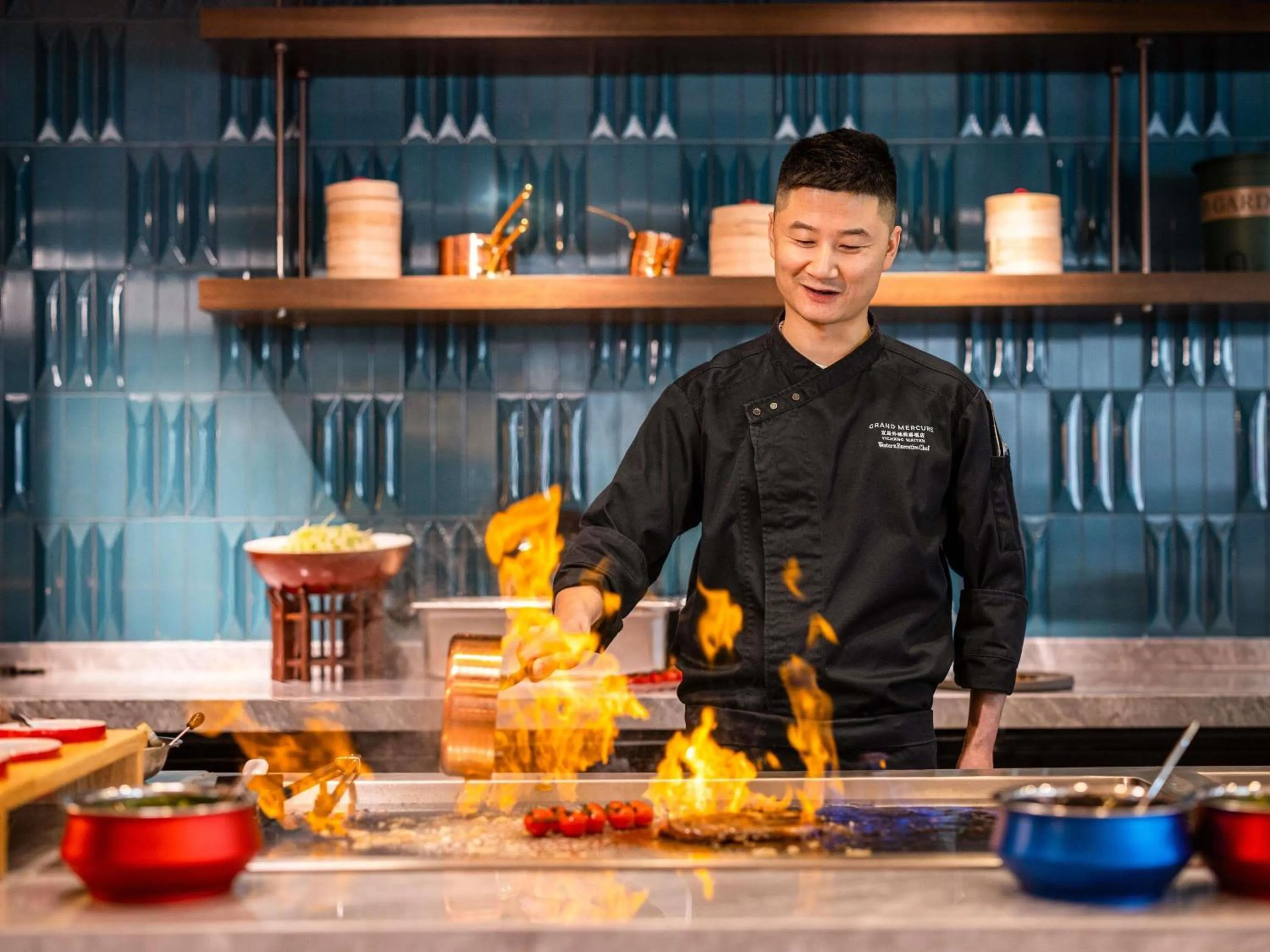 Restaurant/places to eat in Grand Mercure Yichang Waitan