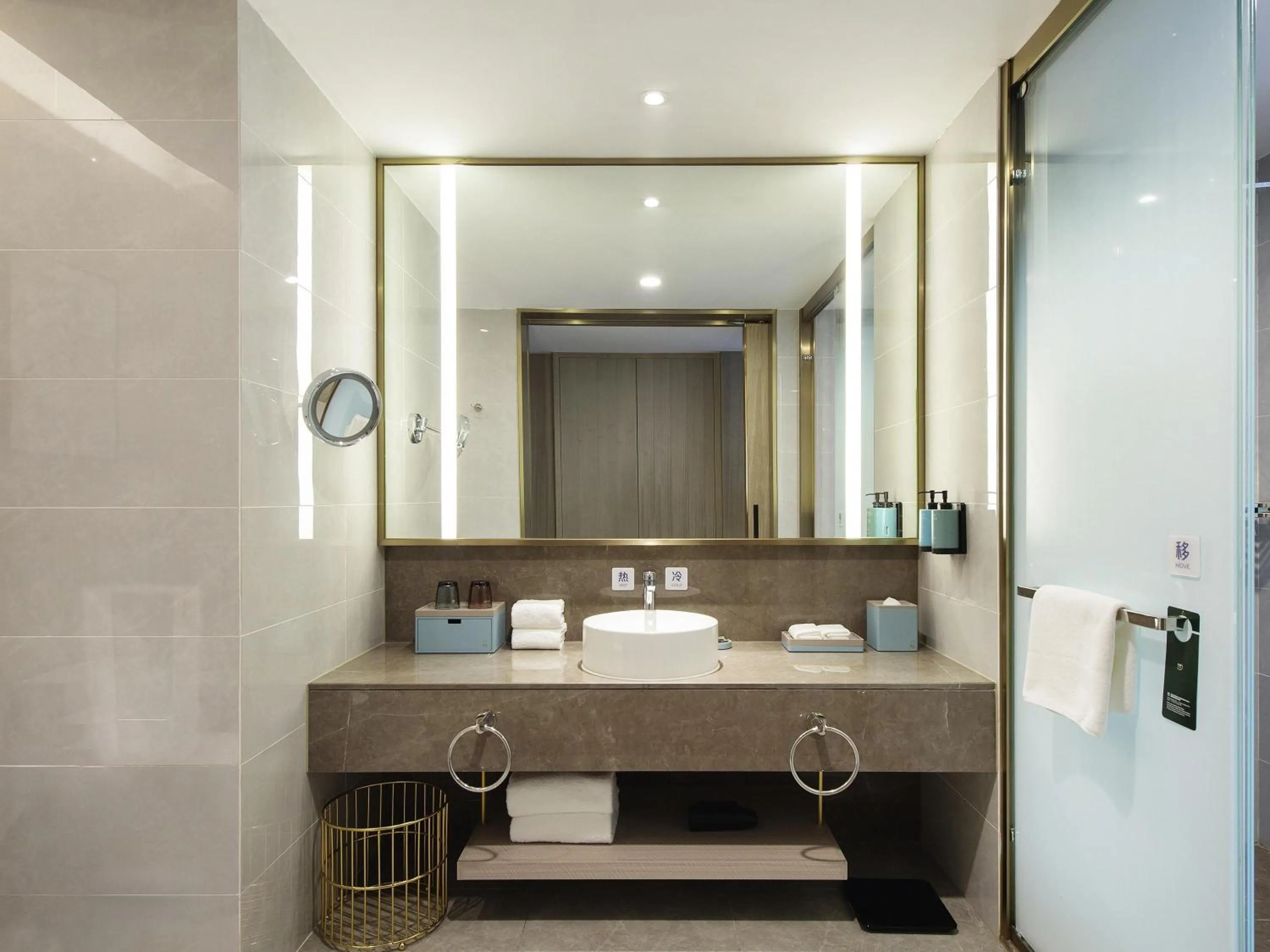 Bedroom in Novotel Suzhou Huanxiu Lake