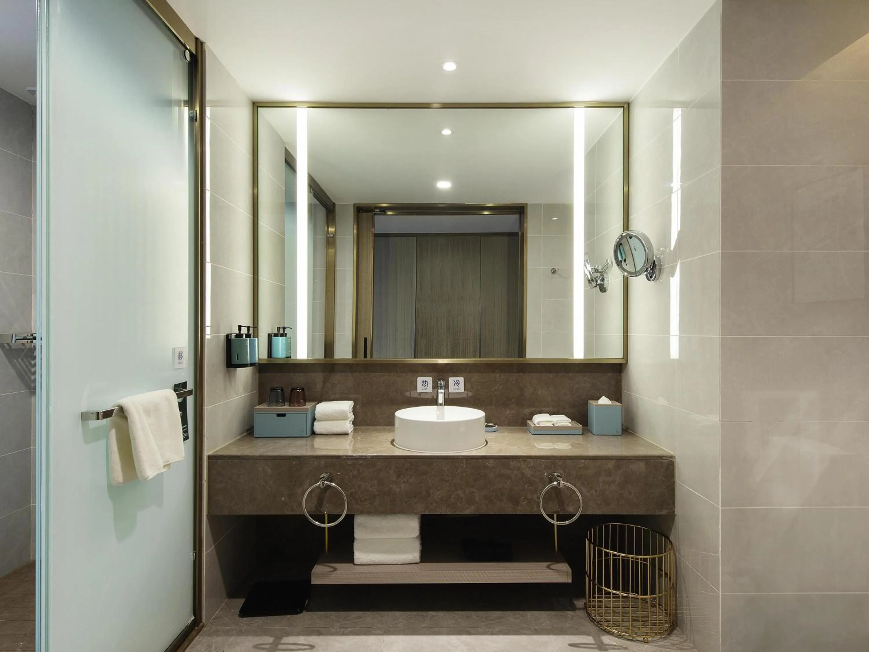 Bedroom in Novotel Suzhou Huanxiu Lake