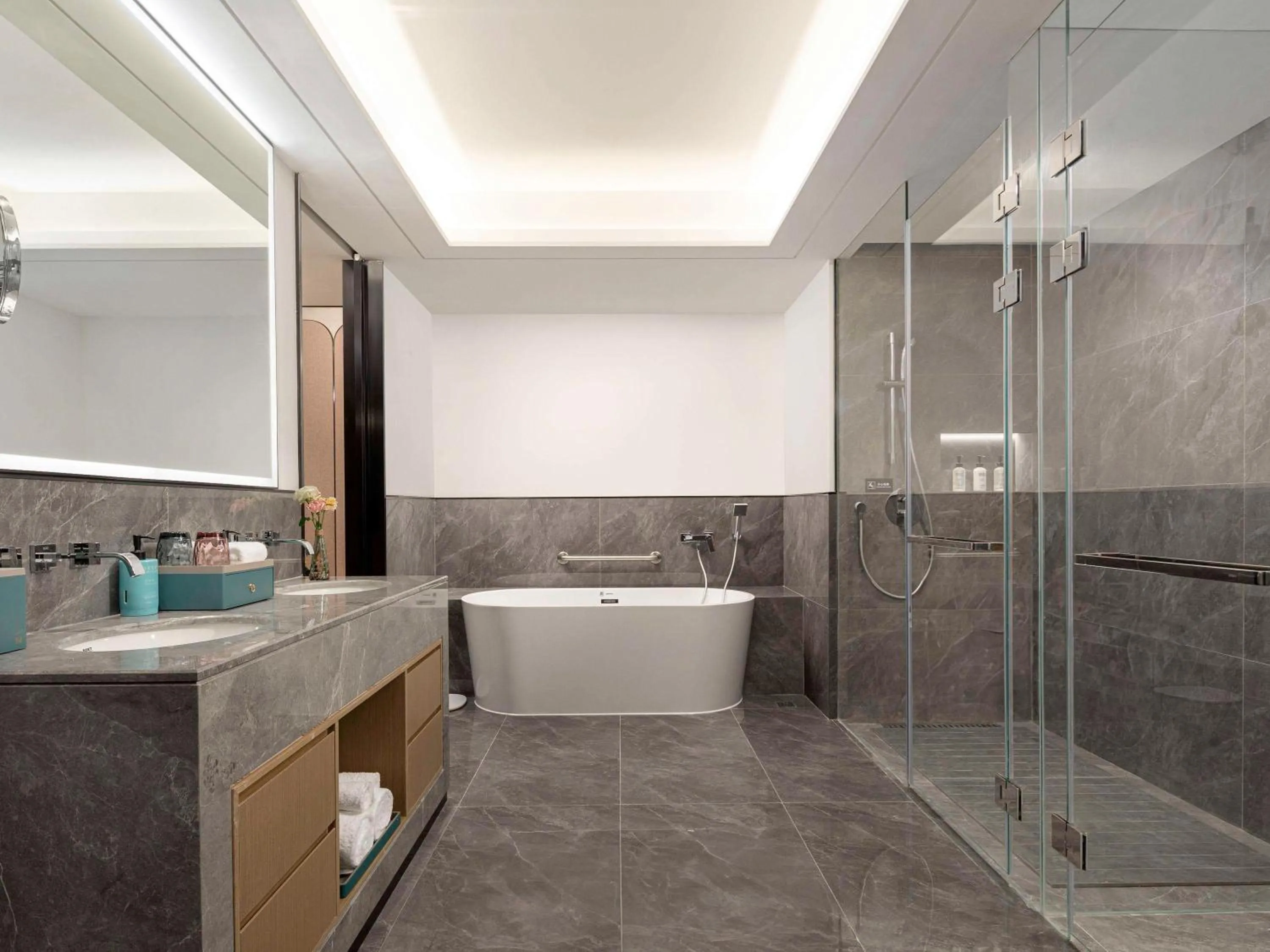 Bathroom in Novotel Yancheng Exhibition Center