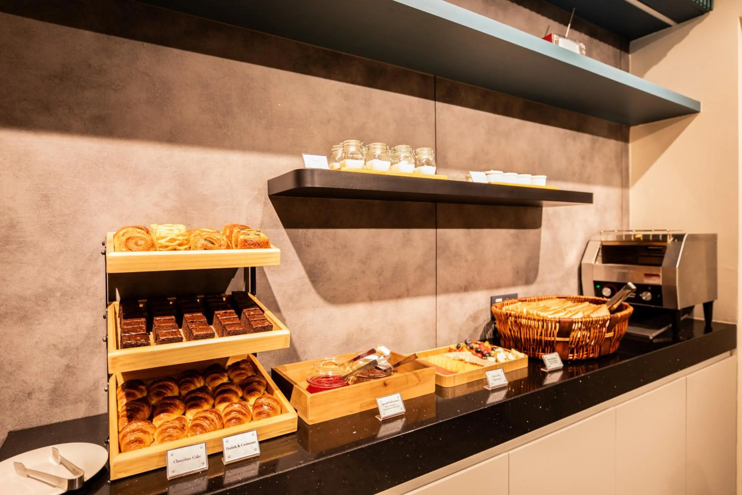 Restaurant/places to eat in Hotel Faber Park Singapore - Handwritten Collection