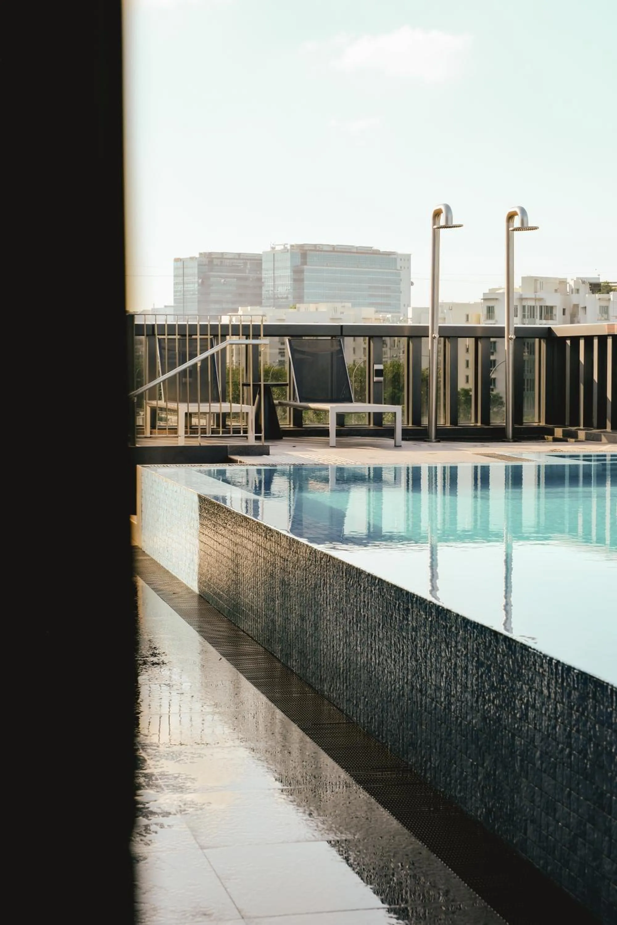 Day in Hotel Faber Park Singapore - Handwritten Collection