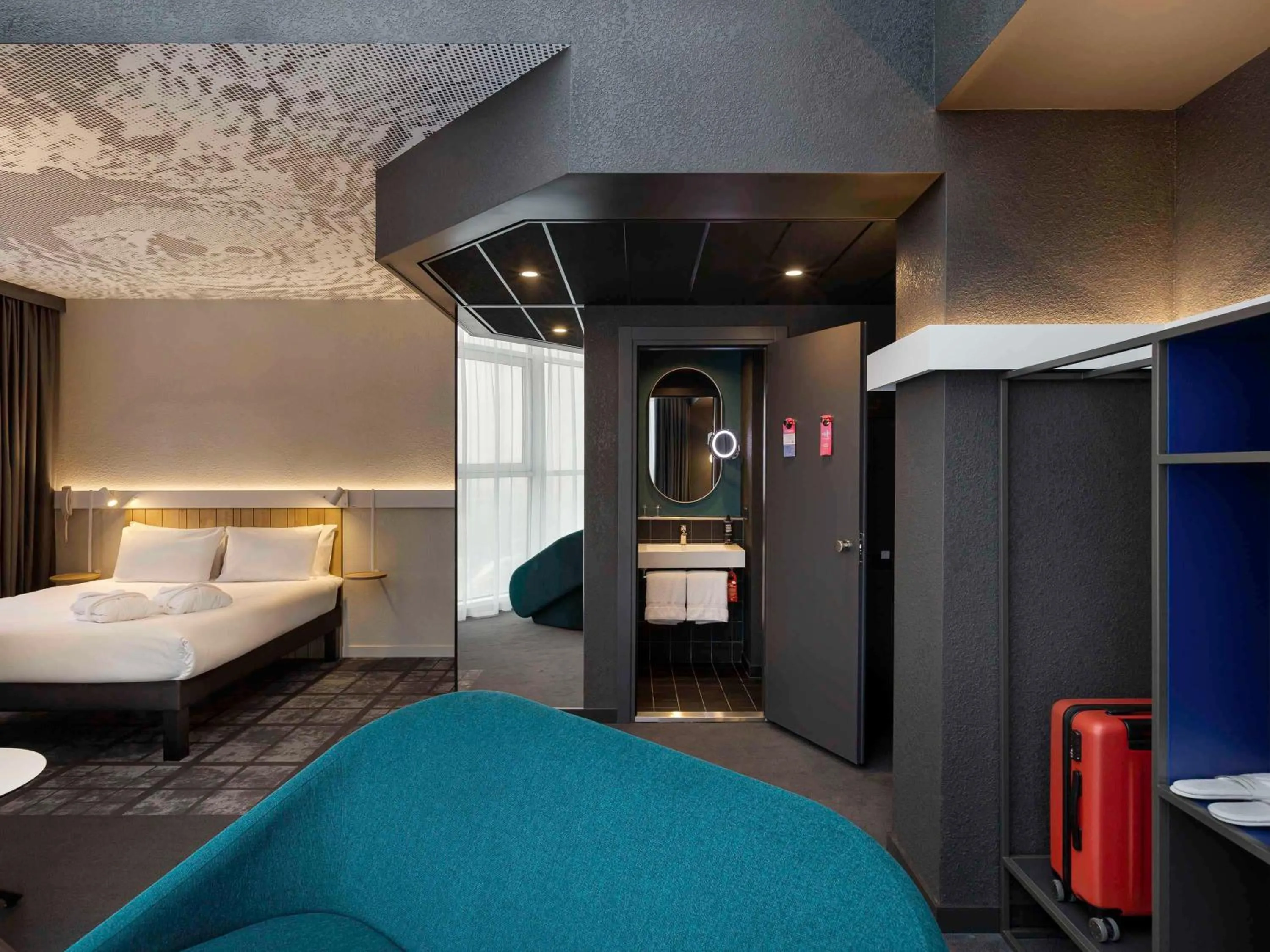 Bedroom, Bed in ibis Kyiv Beresteiska