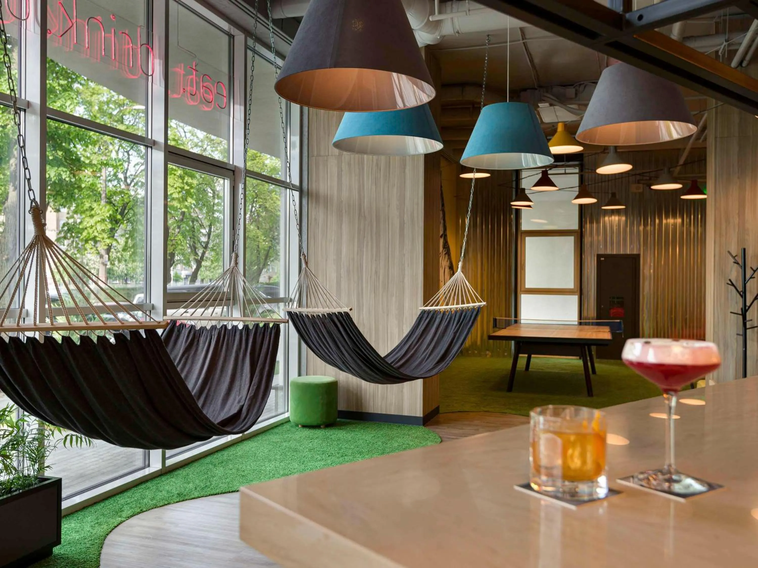 Lounge or bar in ibis Kyiv Beresteiska
