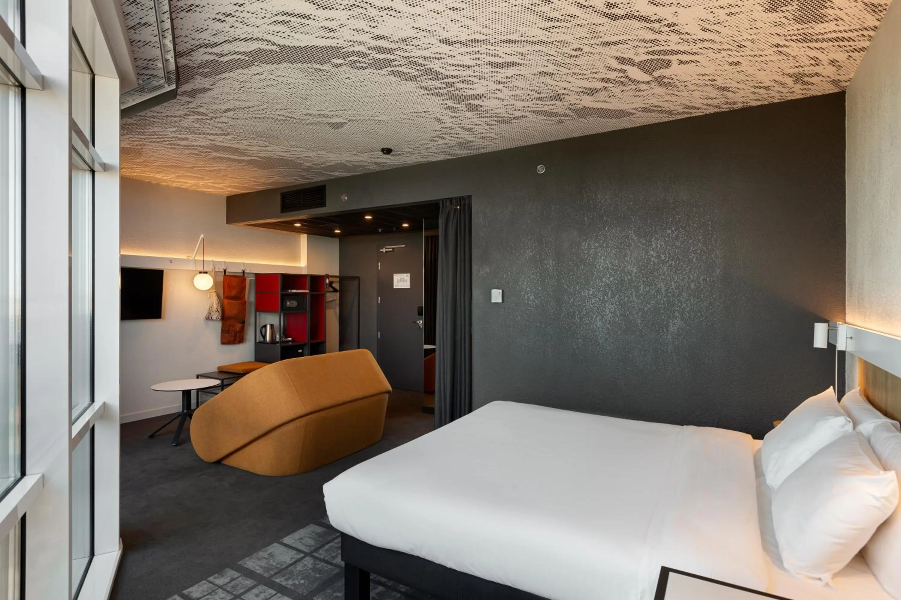 Balcony/Terrace, Bed in ibis Kyiv Beresteiska