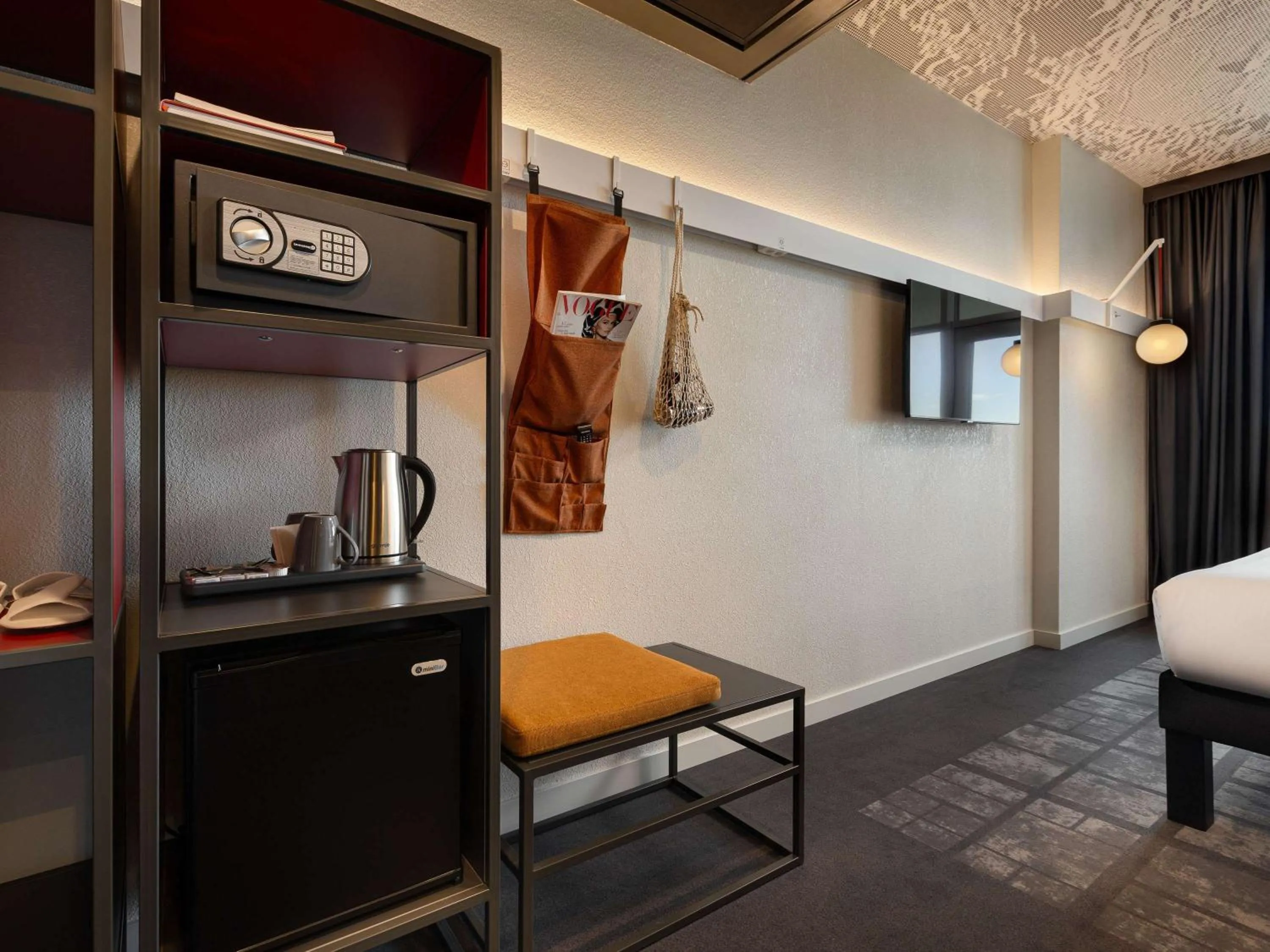 Bedroom, Bed in ibis Kyiv Beresteiska