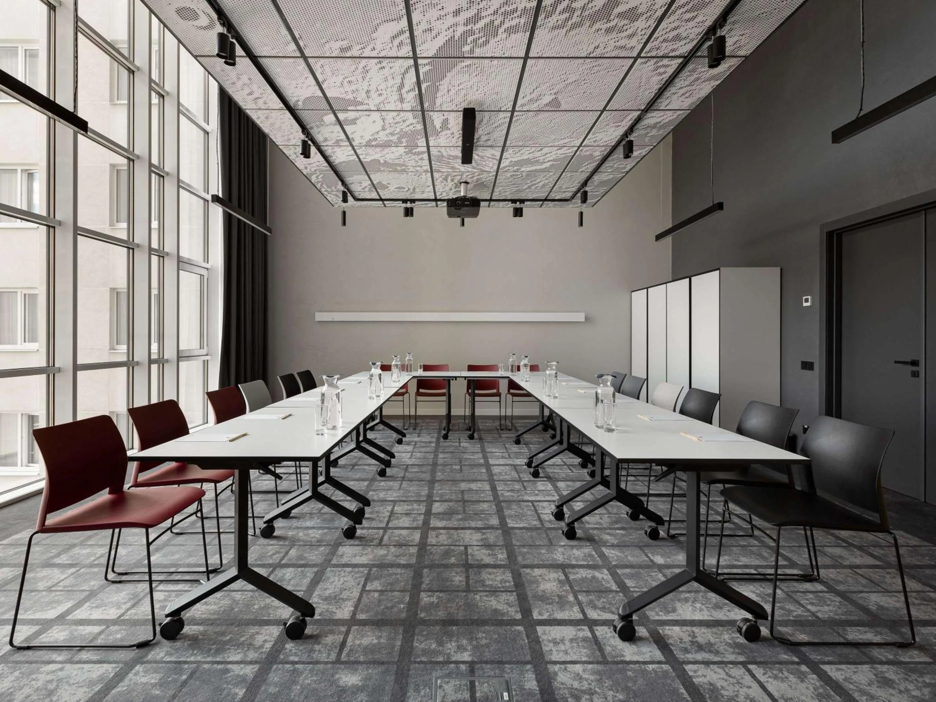 Meeting/conference room in ibis Kyiv Beresteiska