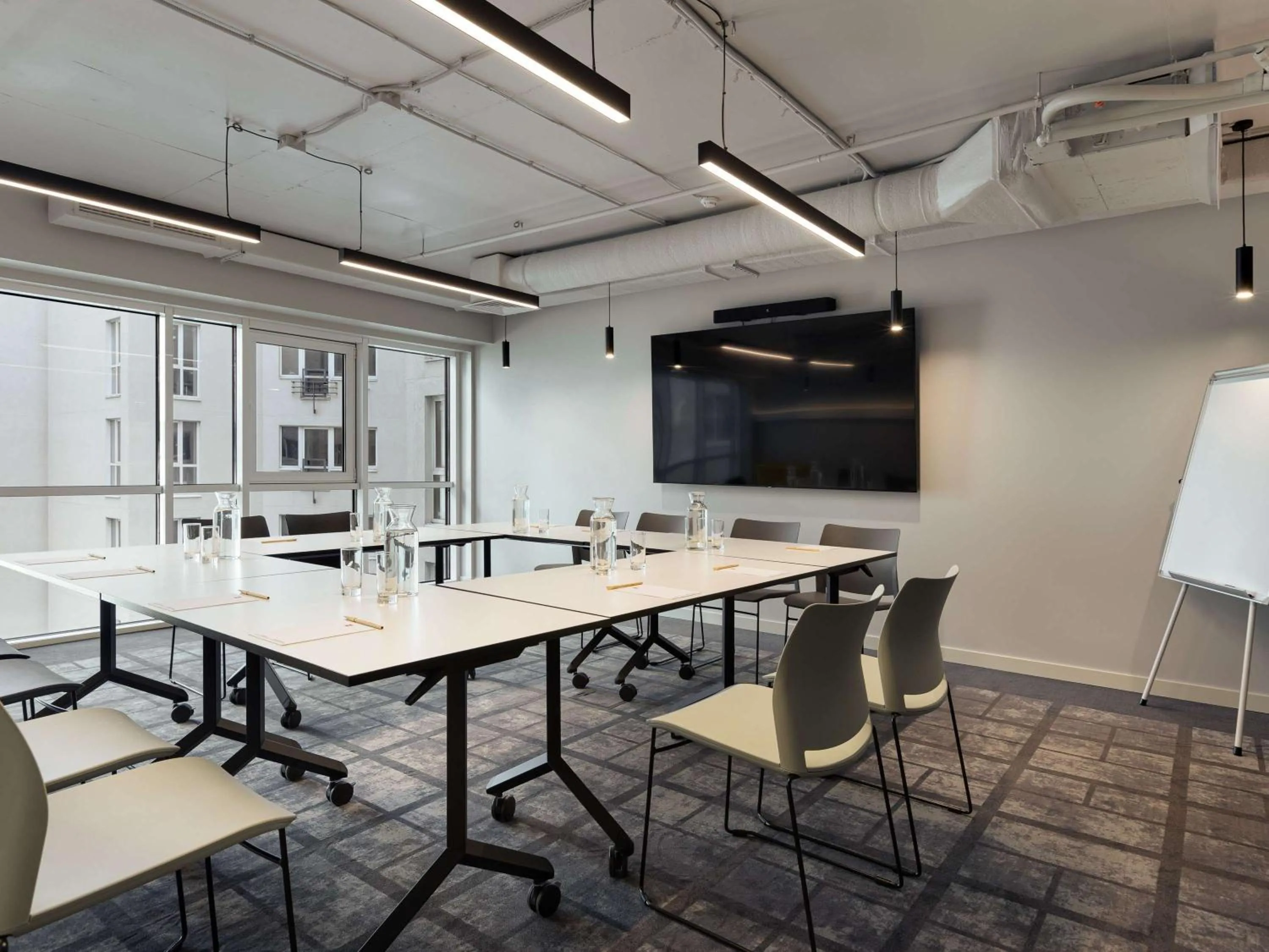 Meeting/conference room in ibis Kyiv Beresteiska