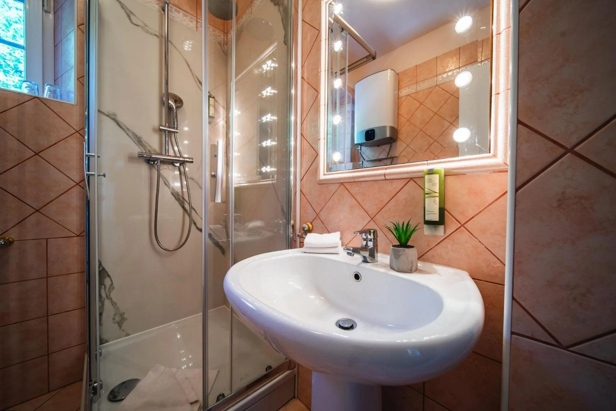 Bathroom in Garden Oasis Pool Villa