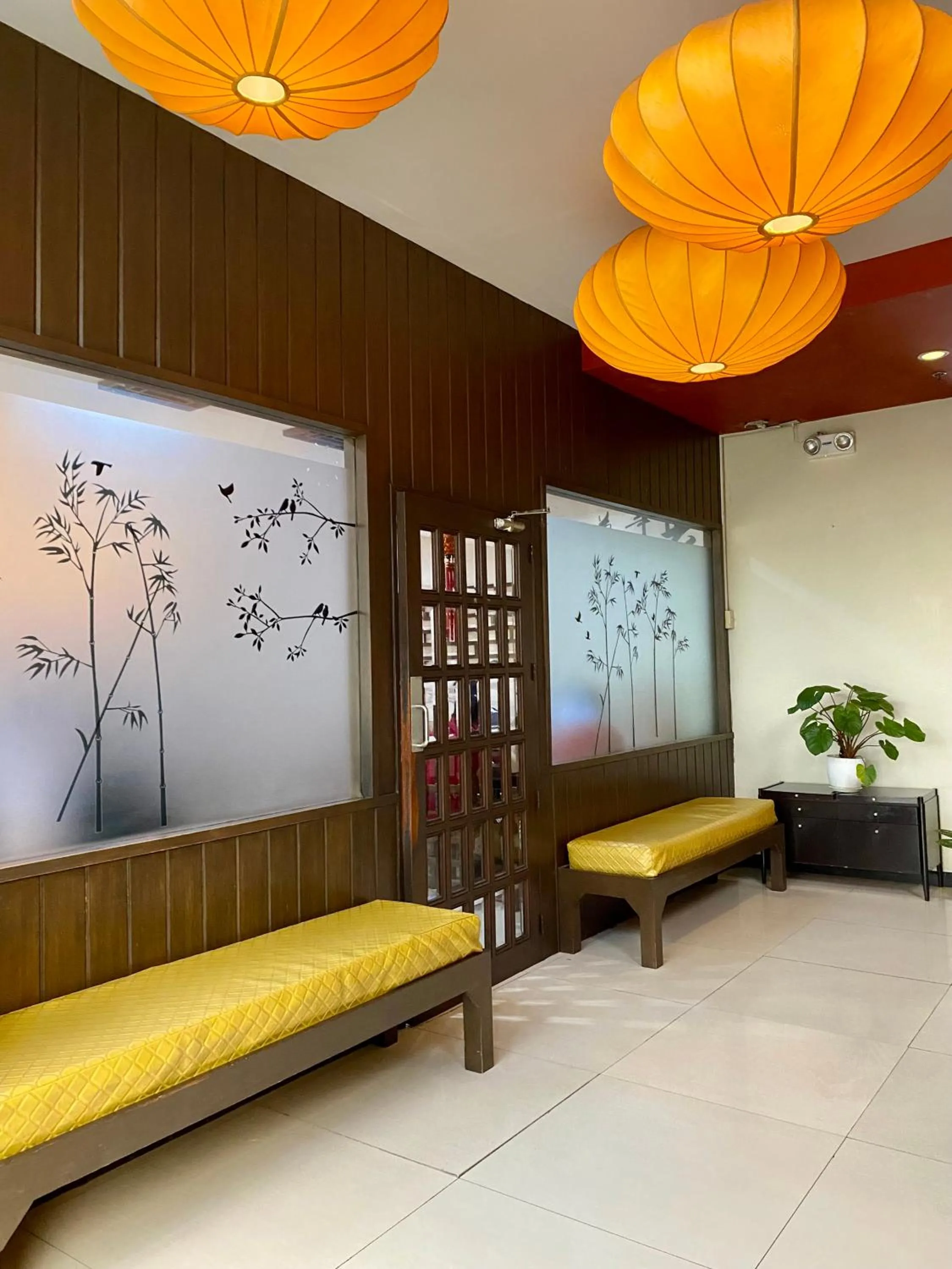 Lobby or reception in Asiatel Airport Hotel