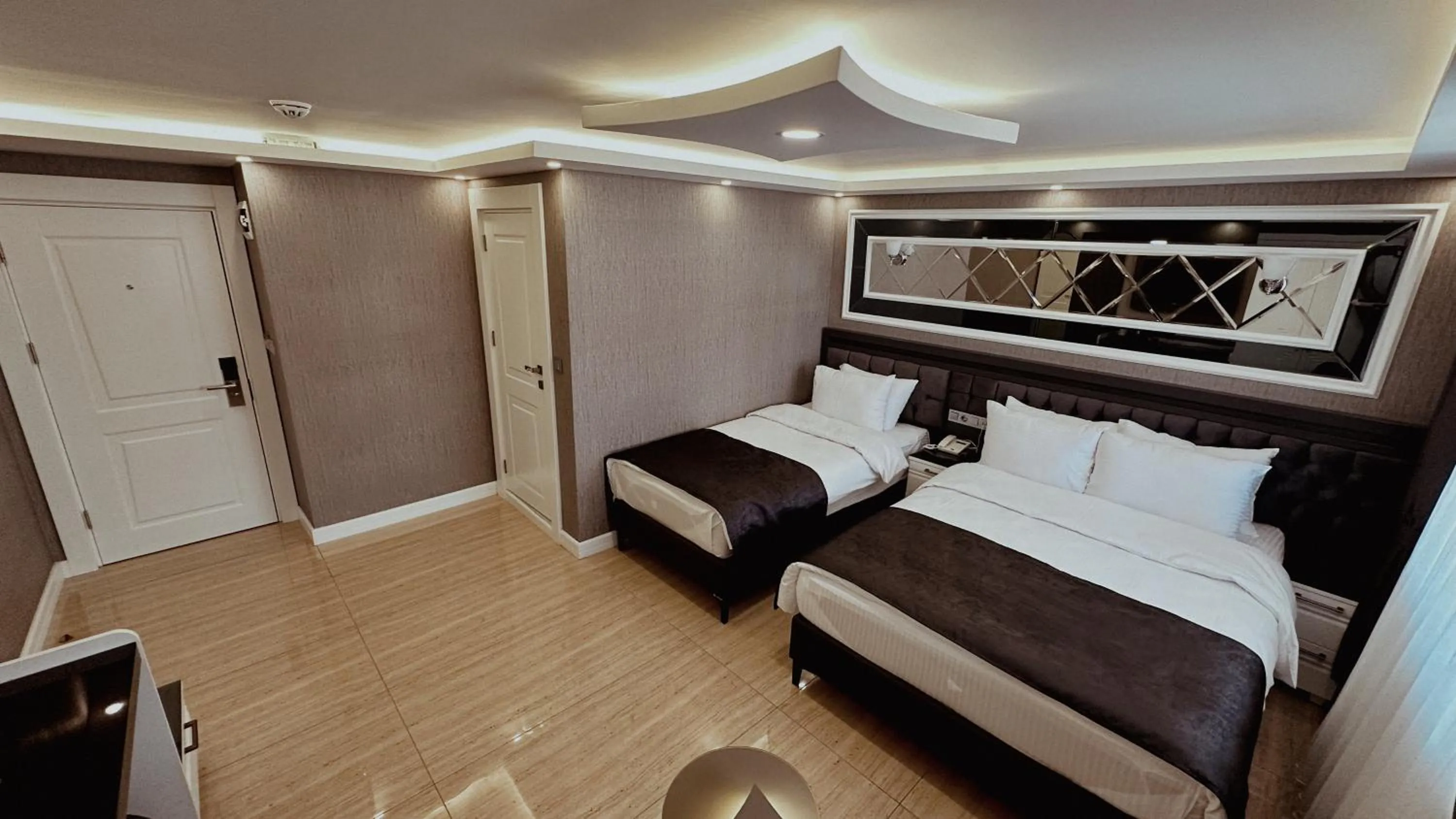 Bed in YILDIZ OTEL