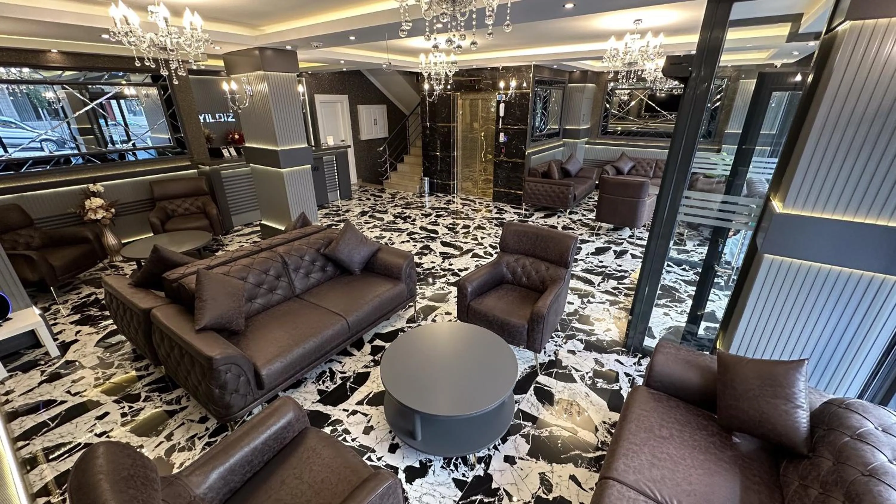 Seating area in YILDIZ OTEL
