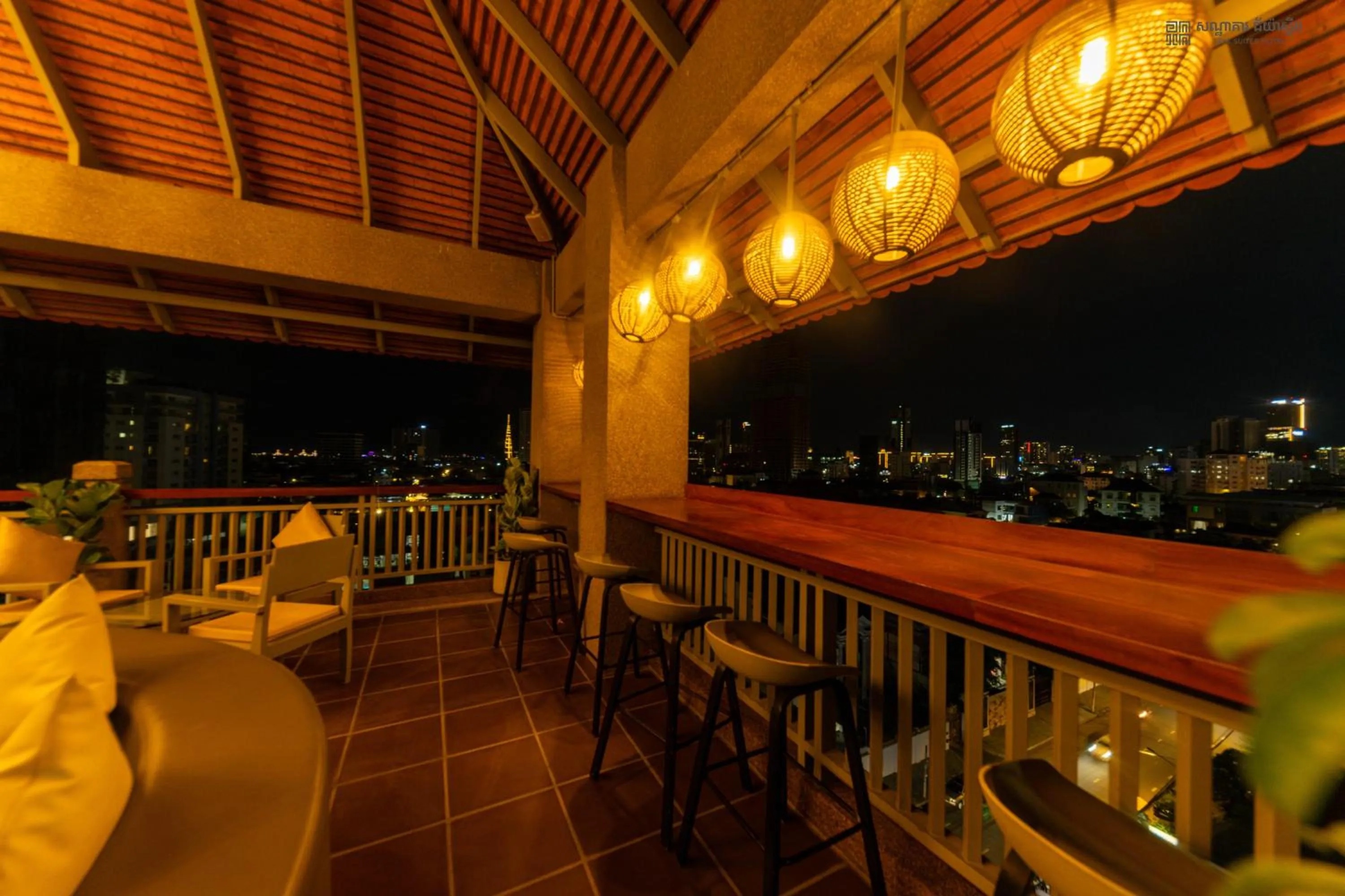 Restaurant/places to eat in Jaya Suites Hotel