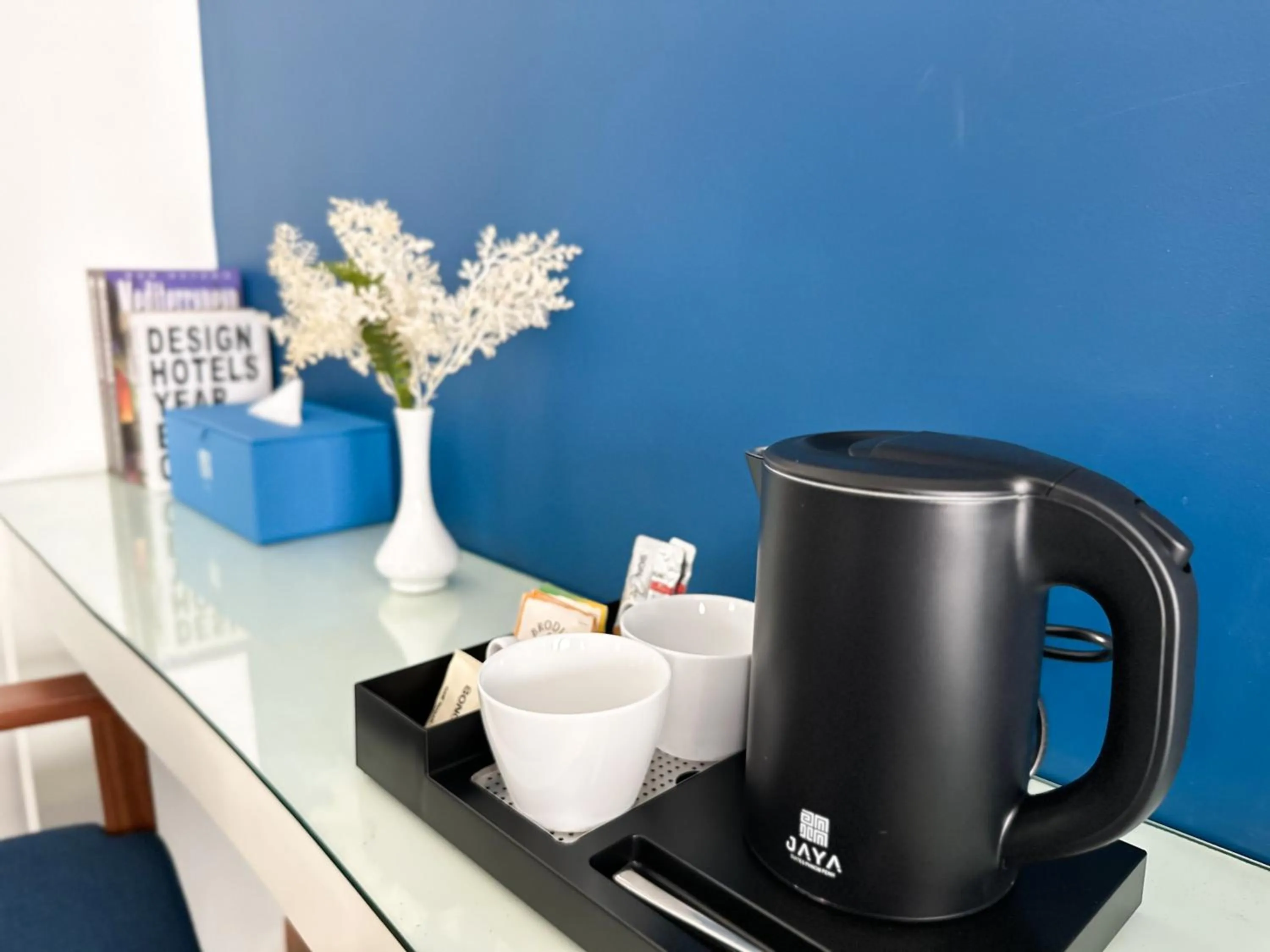 Coffee/tea facilities in Jaya Suites Hotel