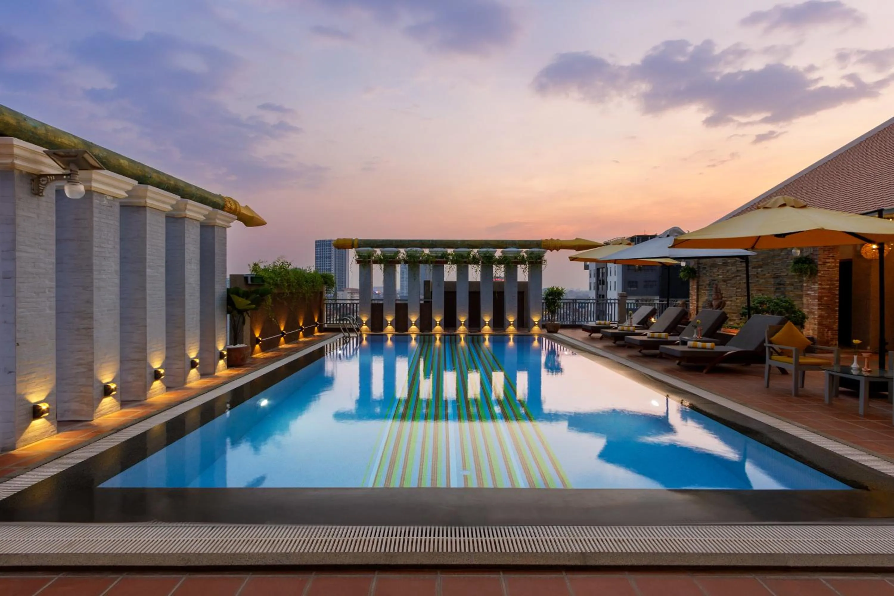 Swimming pool in Jaya Suites Hotel