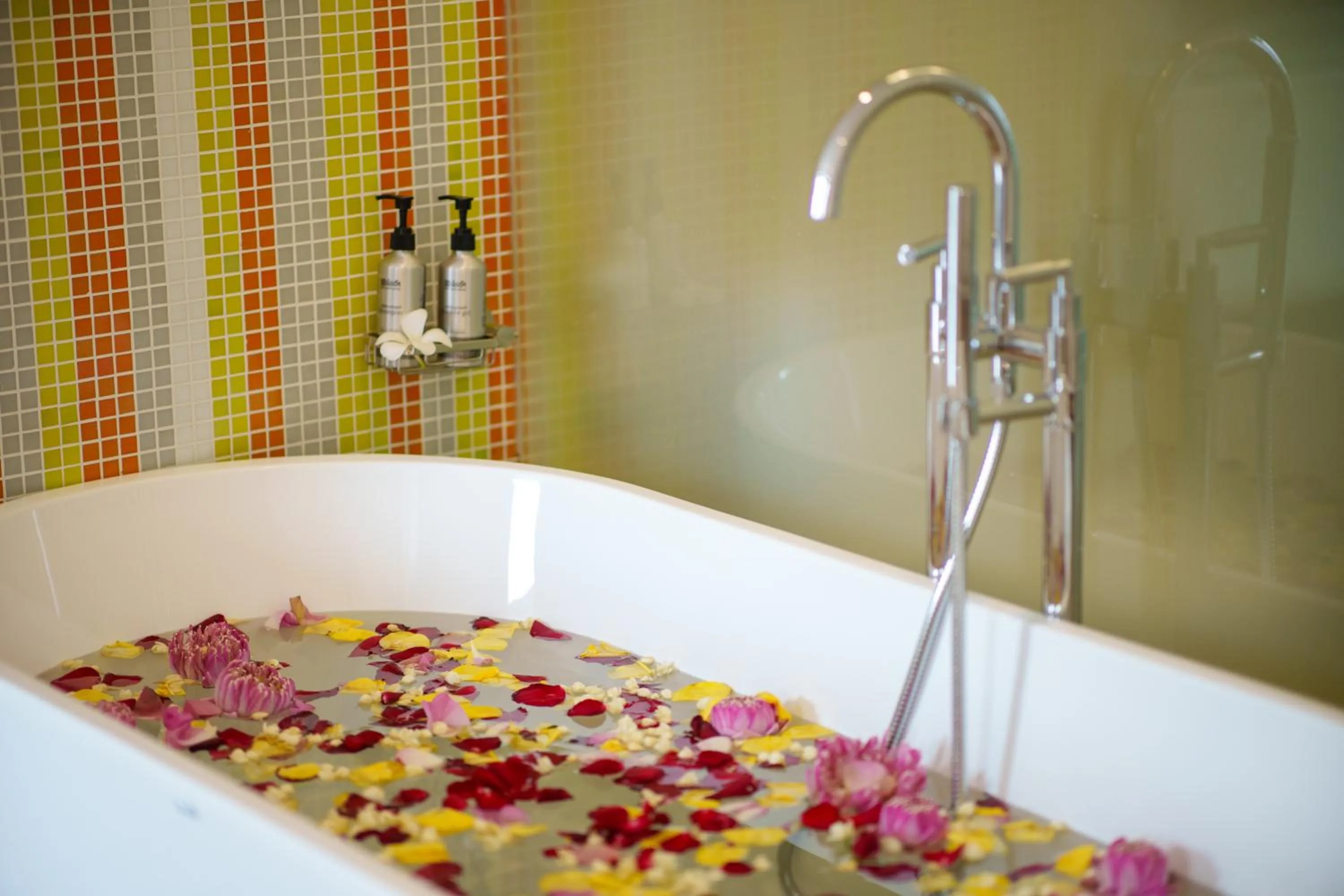 Bathroom in Jaya Suites Hotel
