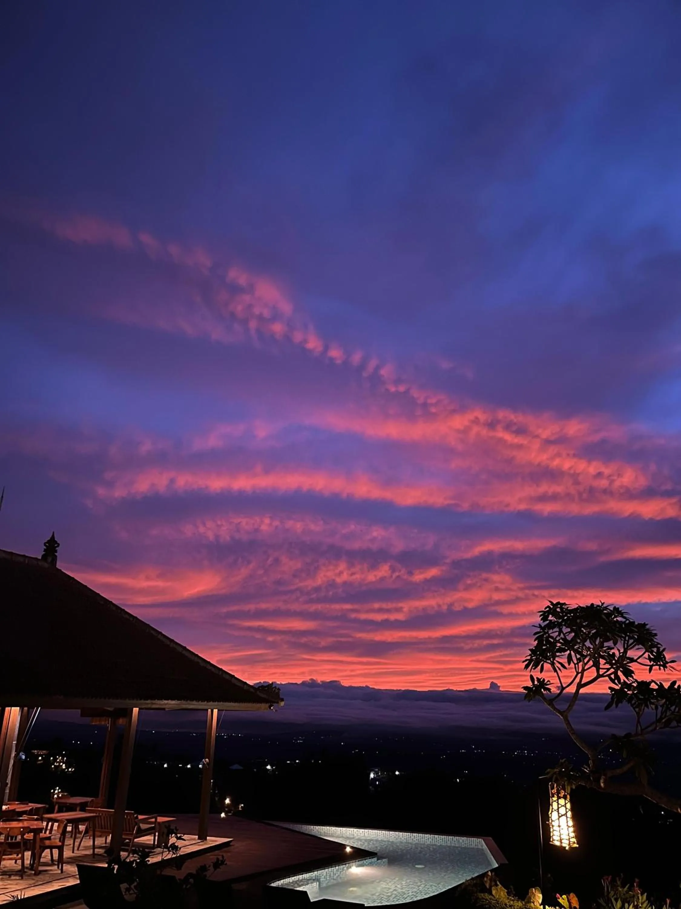 Restaurant/places to eat in Munduk Tentrem Resort