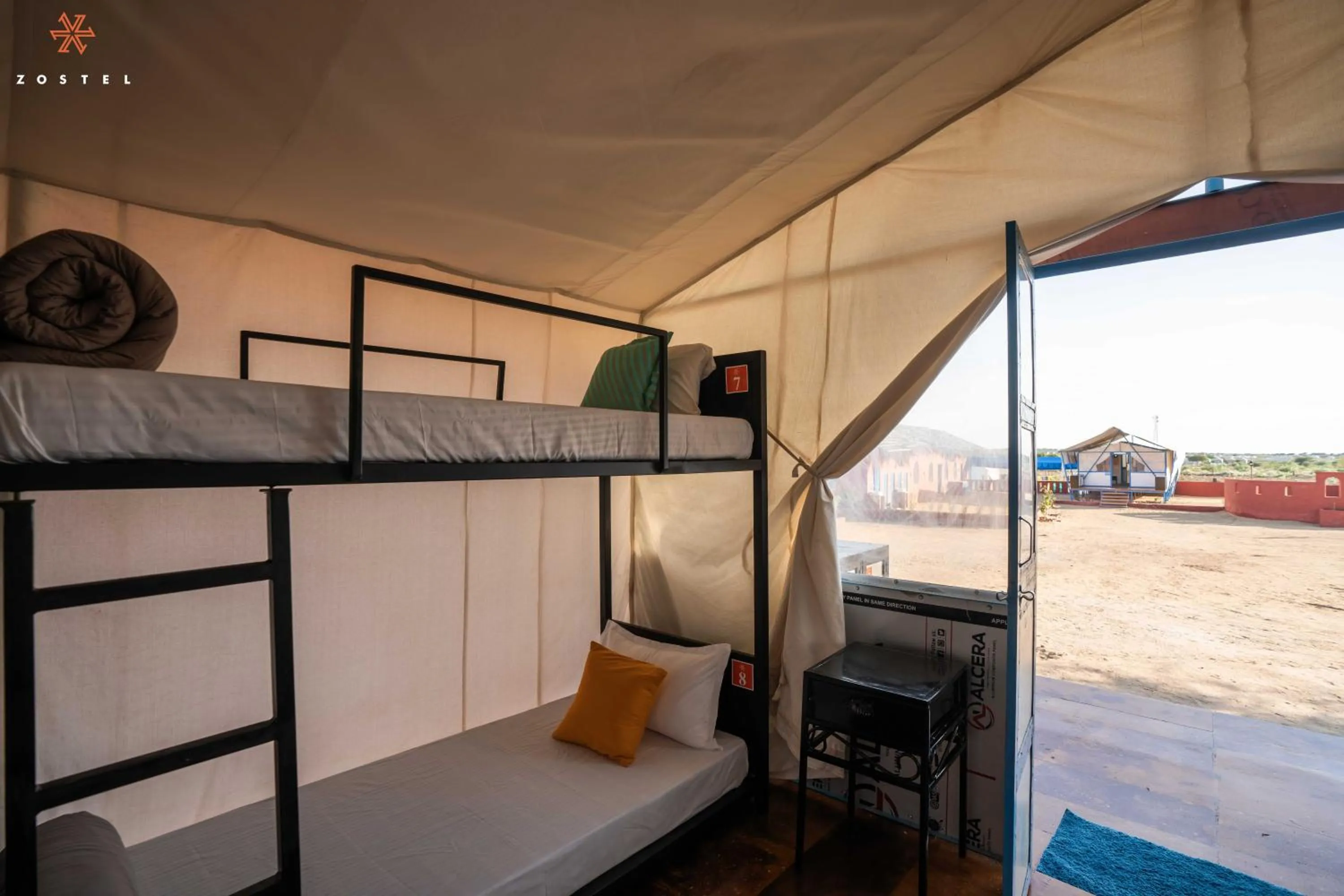 Bed in Zostel Sam Desert (Jaisalmer)