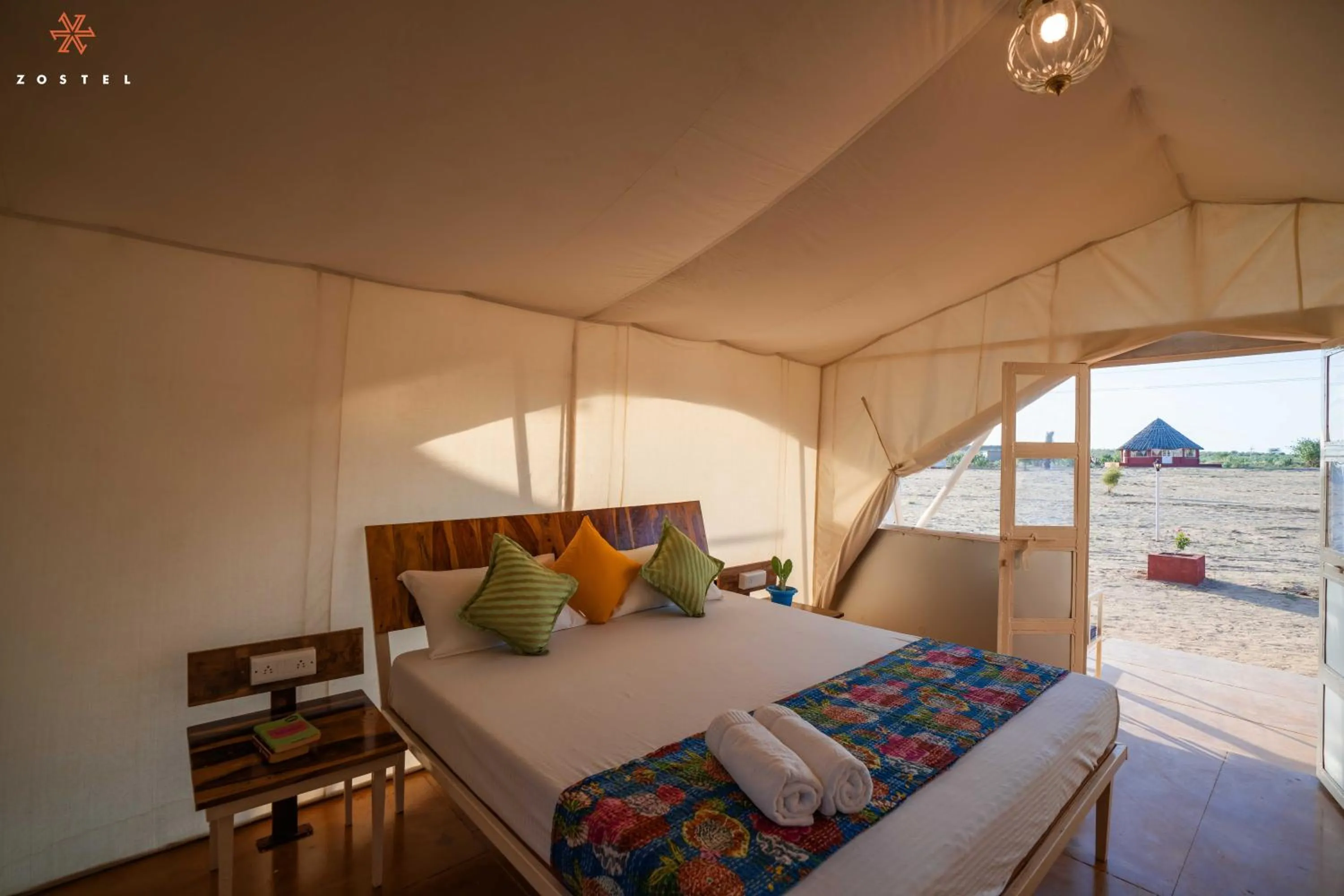 Photo of the whole room, Bed in Zostel Sam Desert (Jaisalmer)