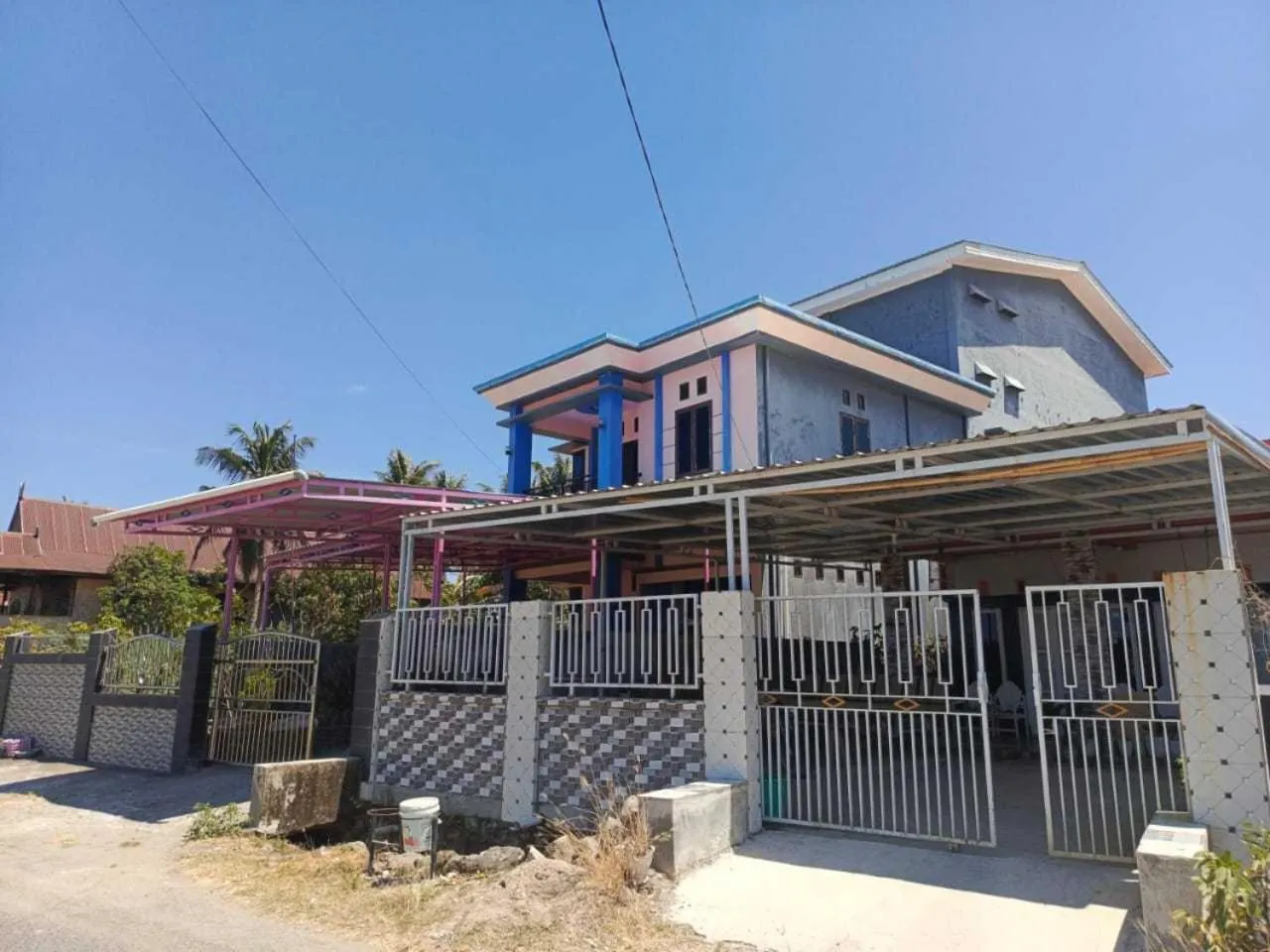 Facade/entrance in Hotel O Penginapan Noval