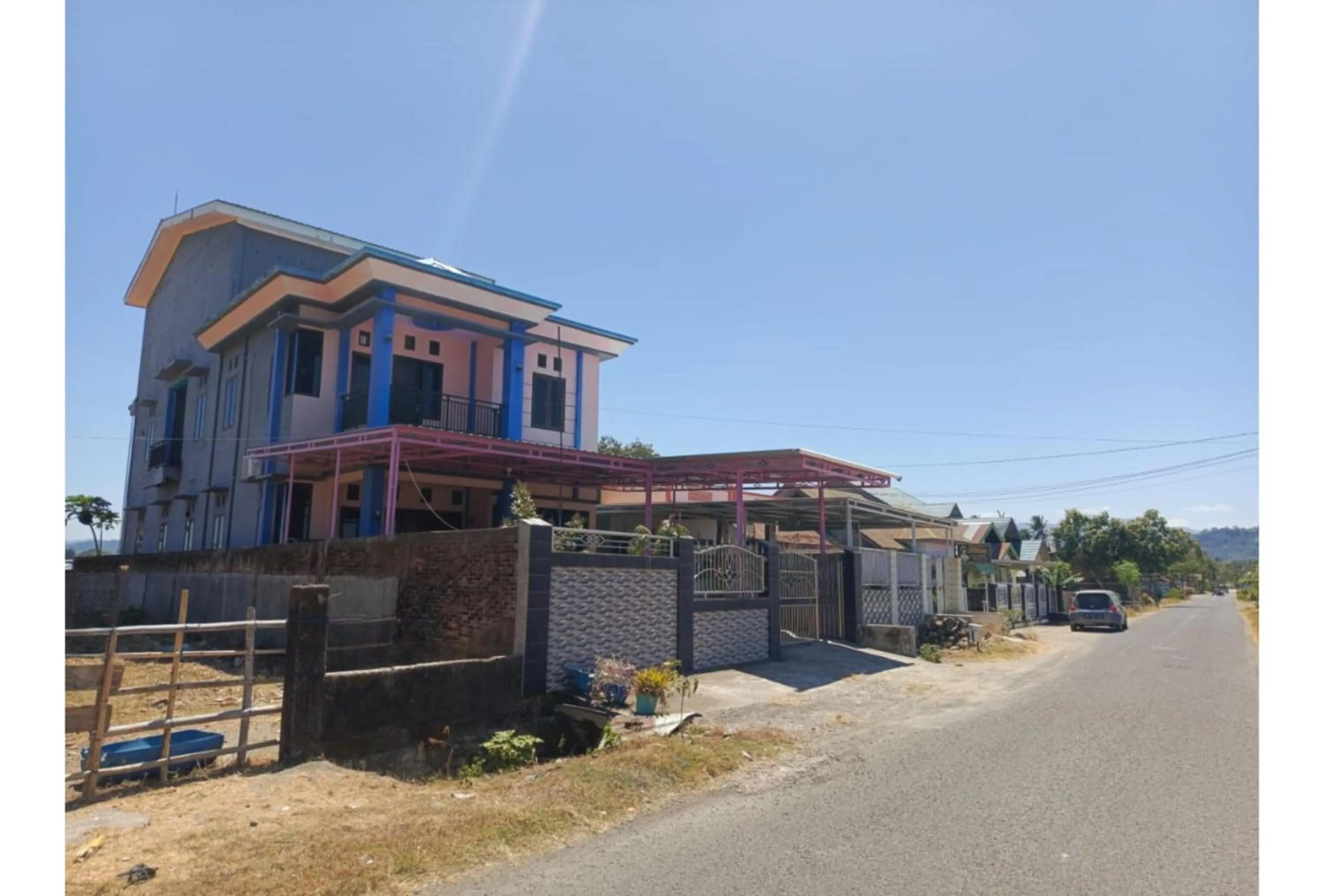 Facade/entrance in Hotel O Penginapan Noval