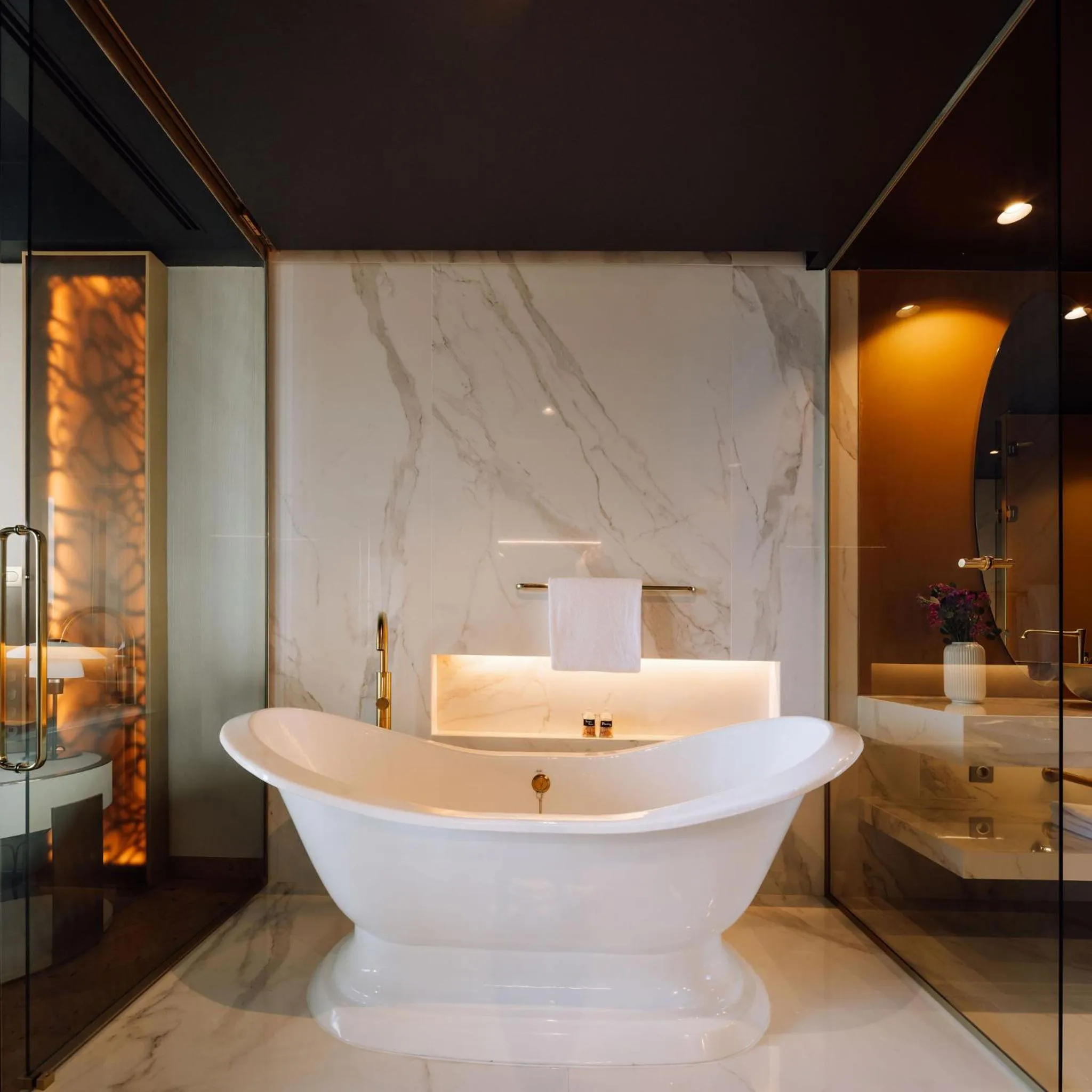 Bathroom in The Reserve - within Savoy Palace - The Leading Hotels of the World