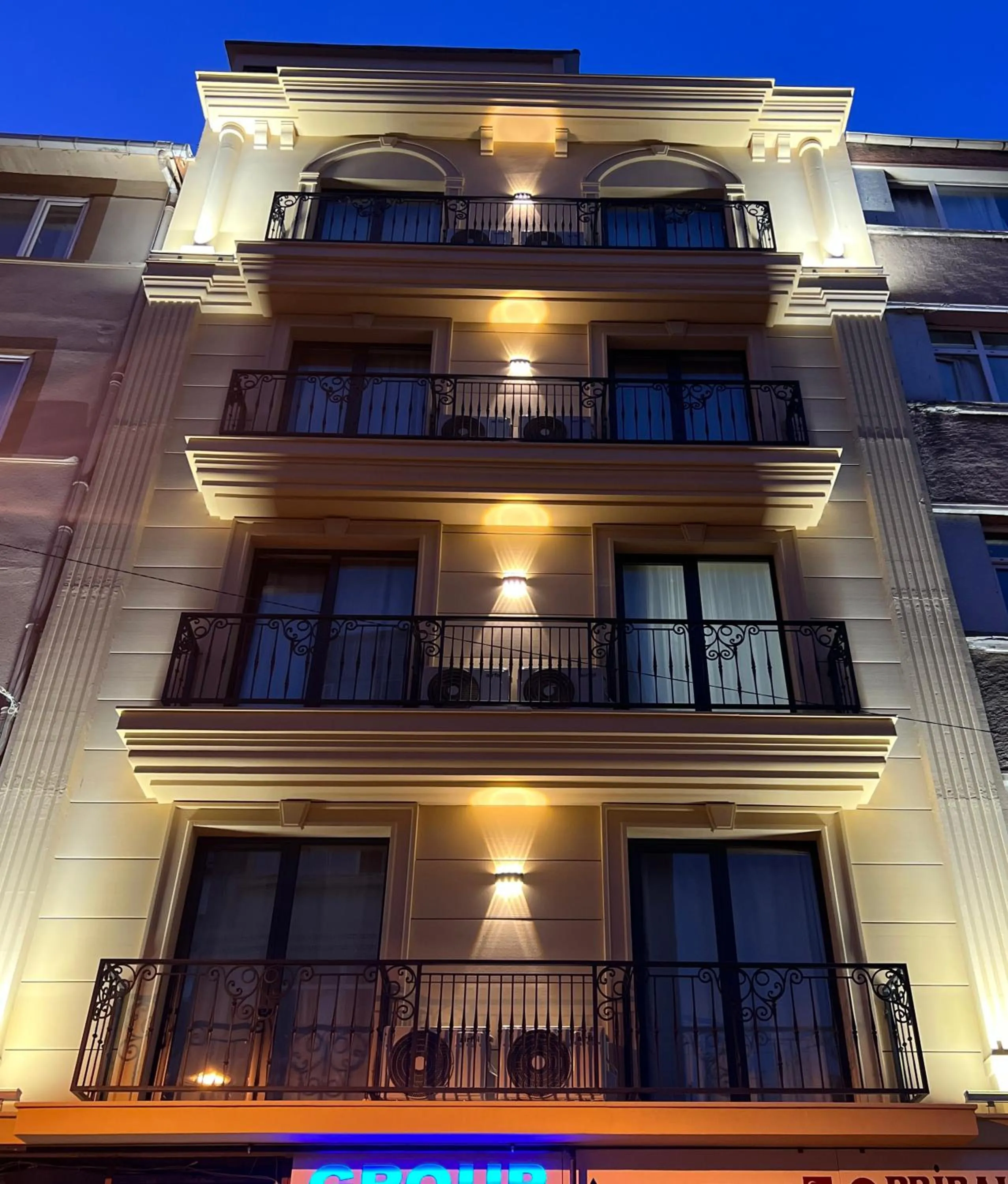 Property building in Golden Stoneluxe İstanbul Hotel